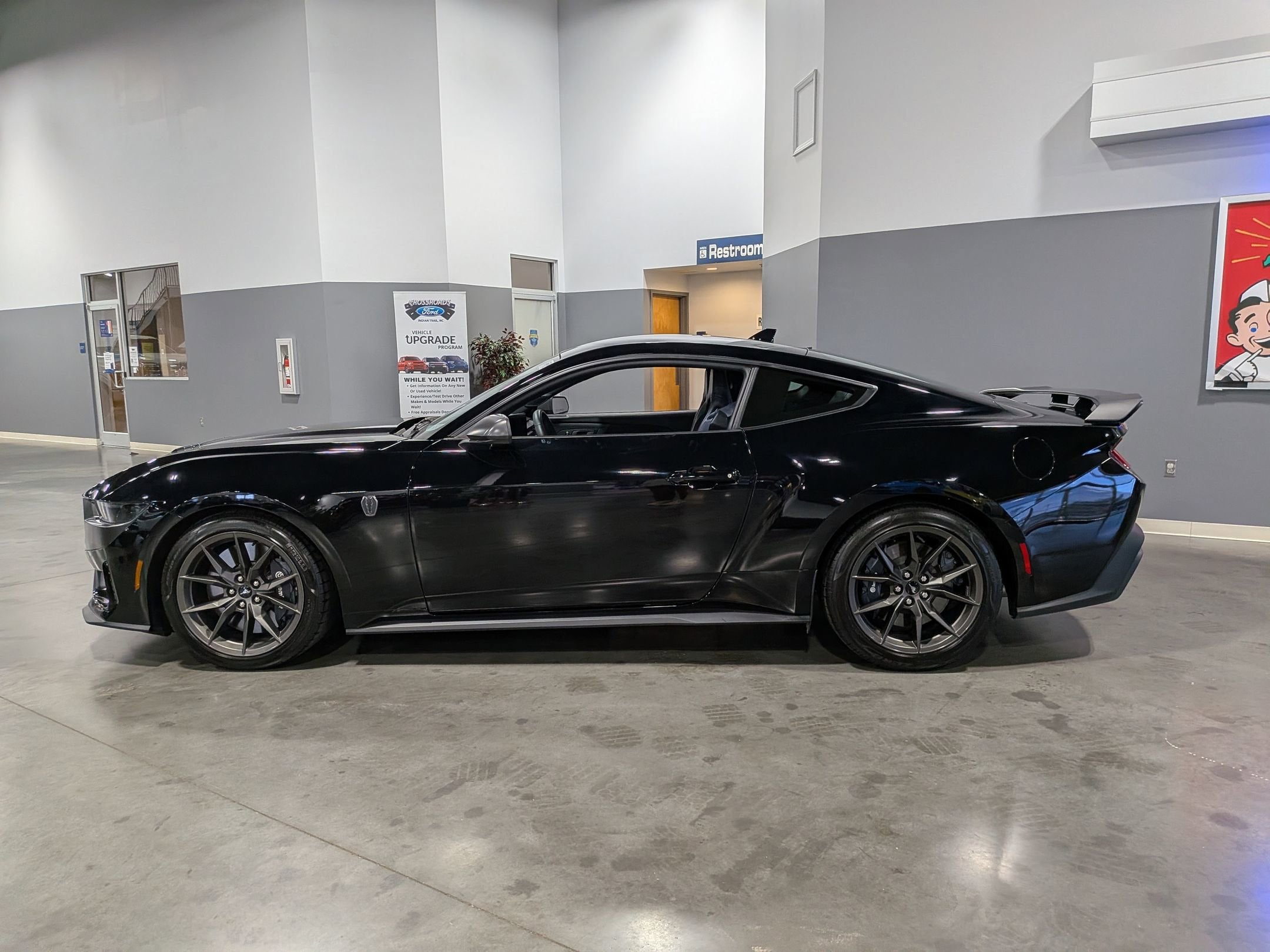 2025 Ford Mustang Dark Horse