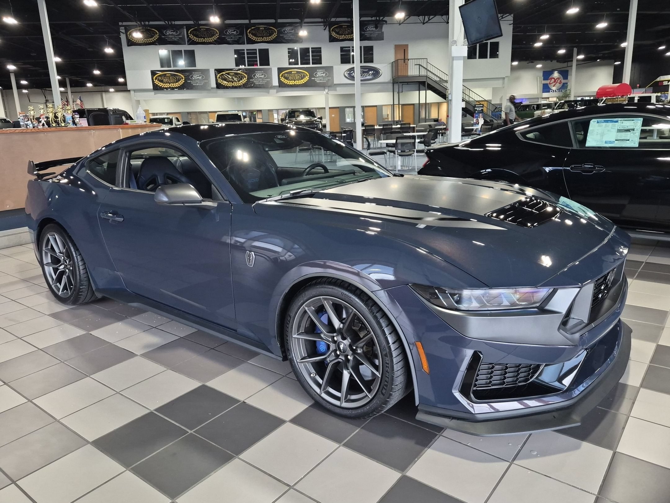 2024 Ford Mustang Dark Horse