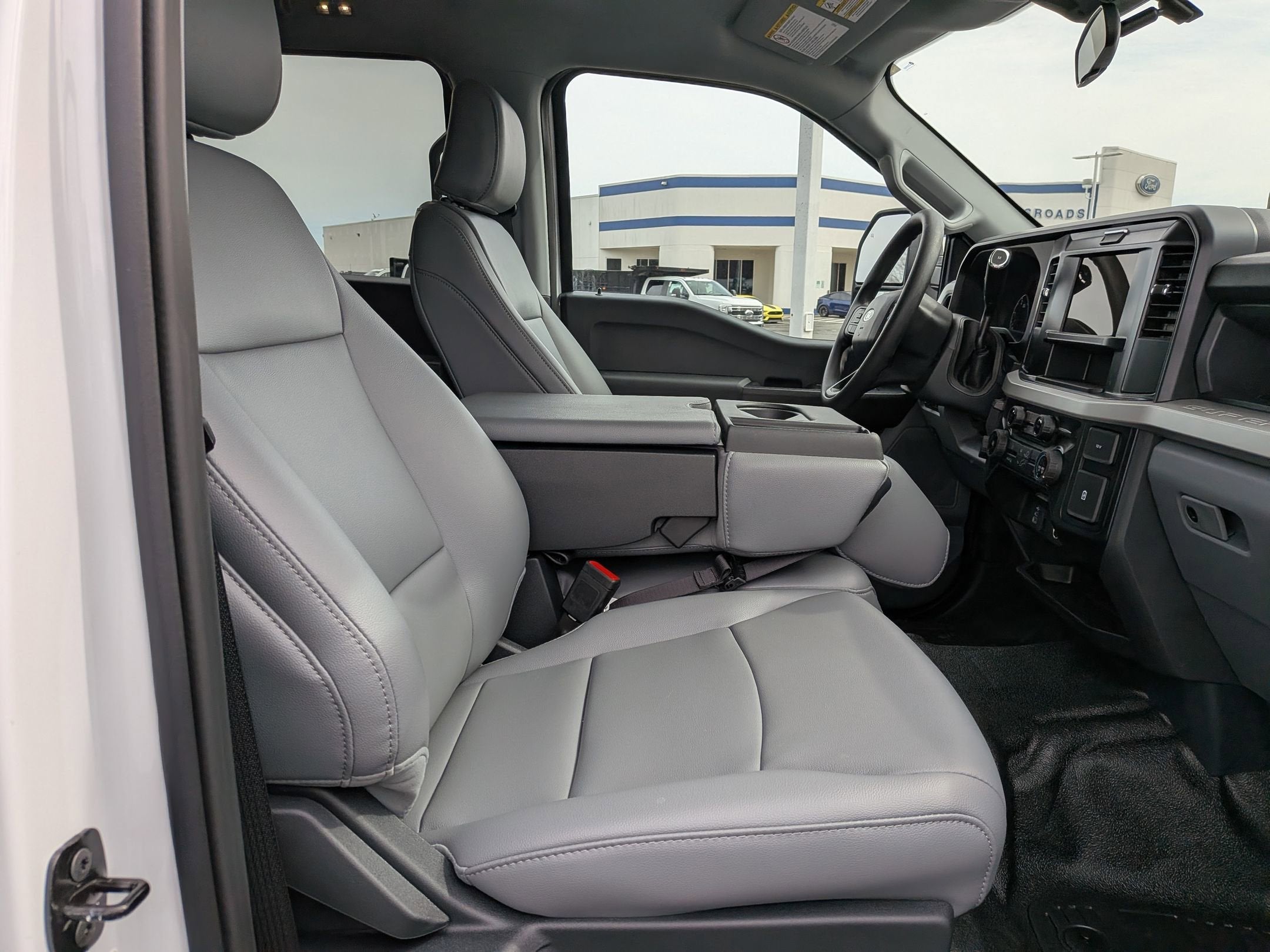 2025 Ford Super Duty F-450 DRW XL