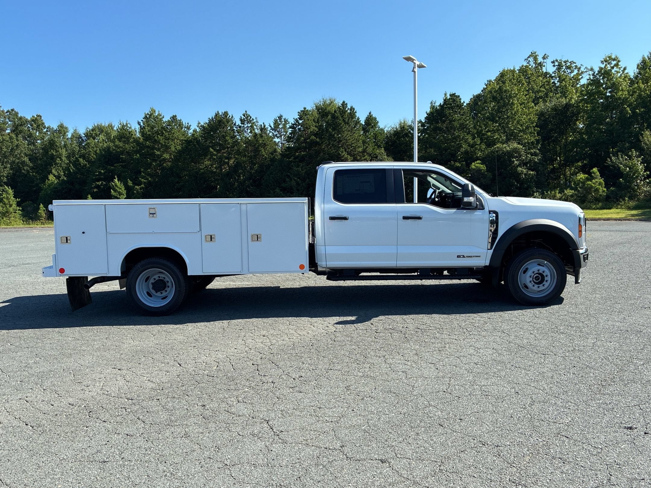 2026 Ford Super Duty F-450 DRW XL