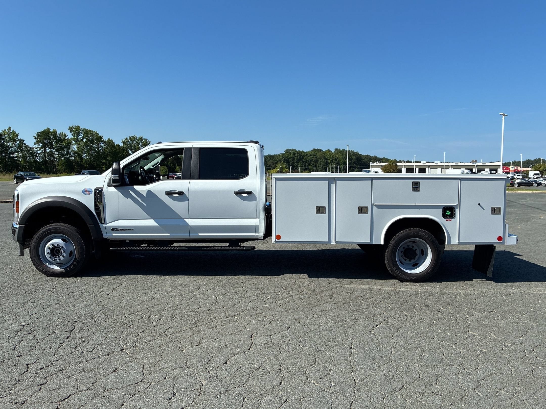 2026 Ford Super Duty F-450 DRW XL