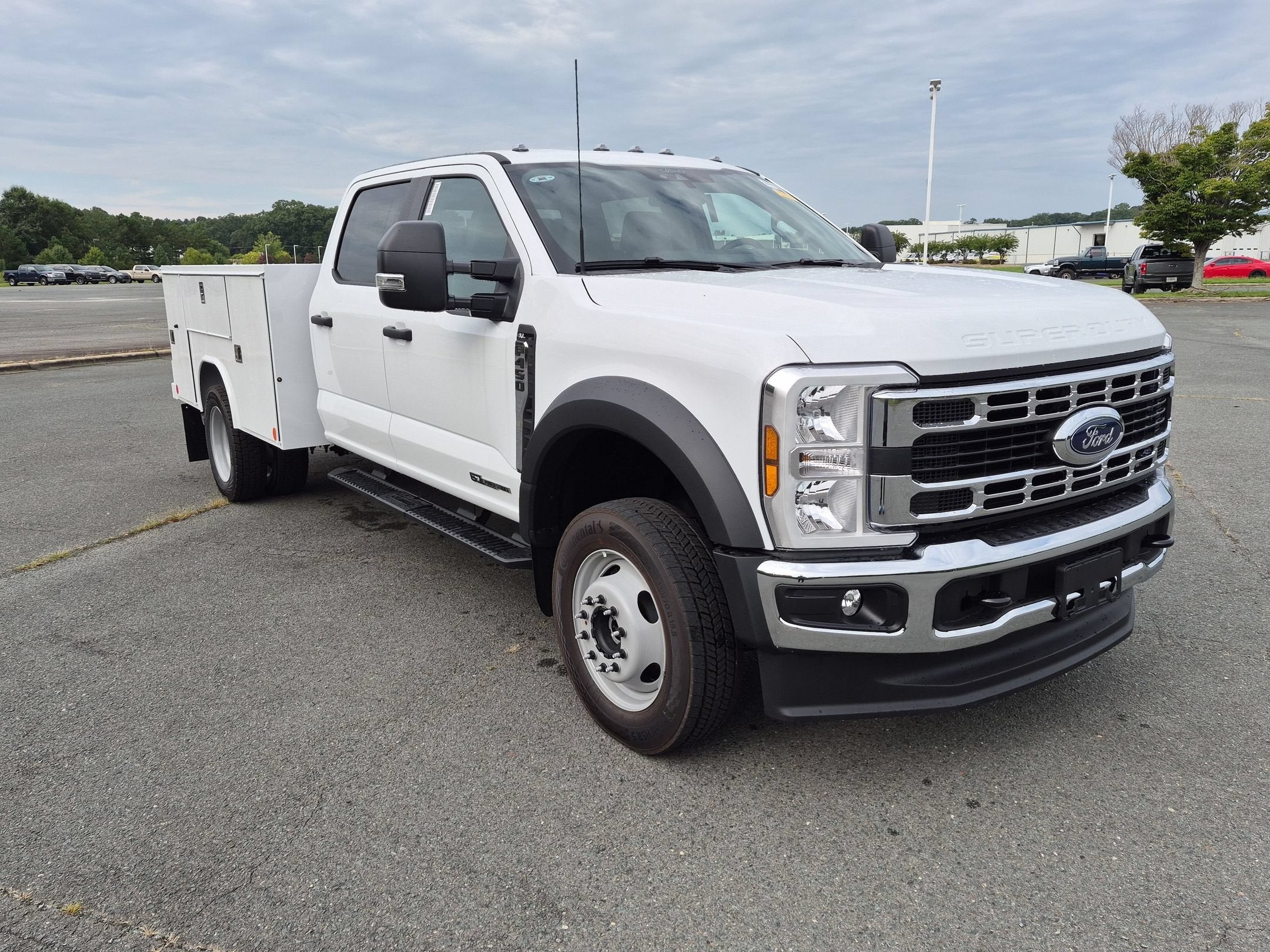 2026 Ford Super Duty F-450 DRW XL