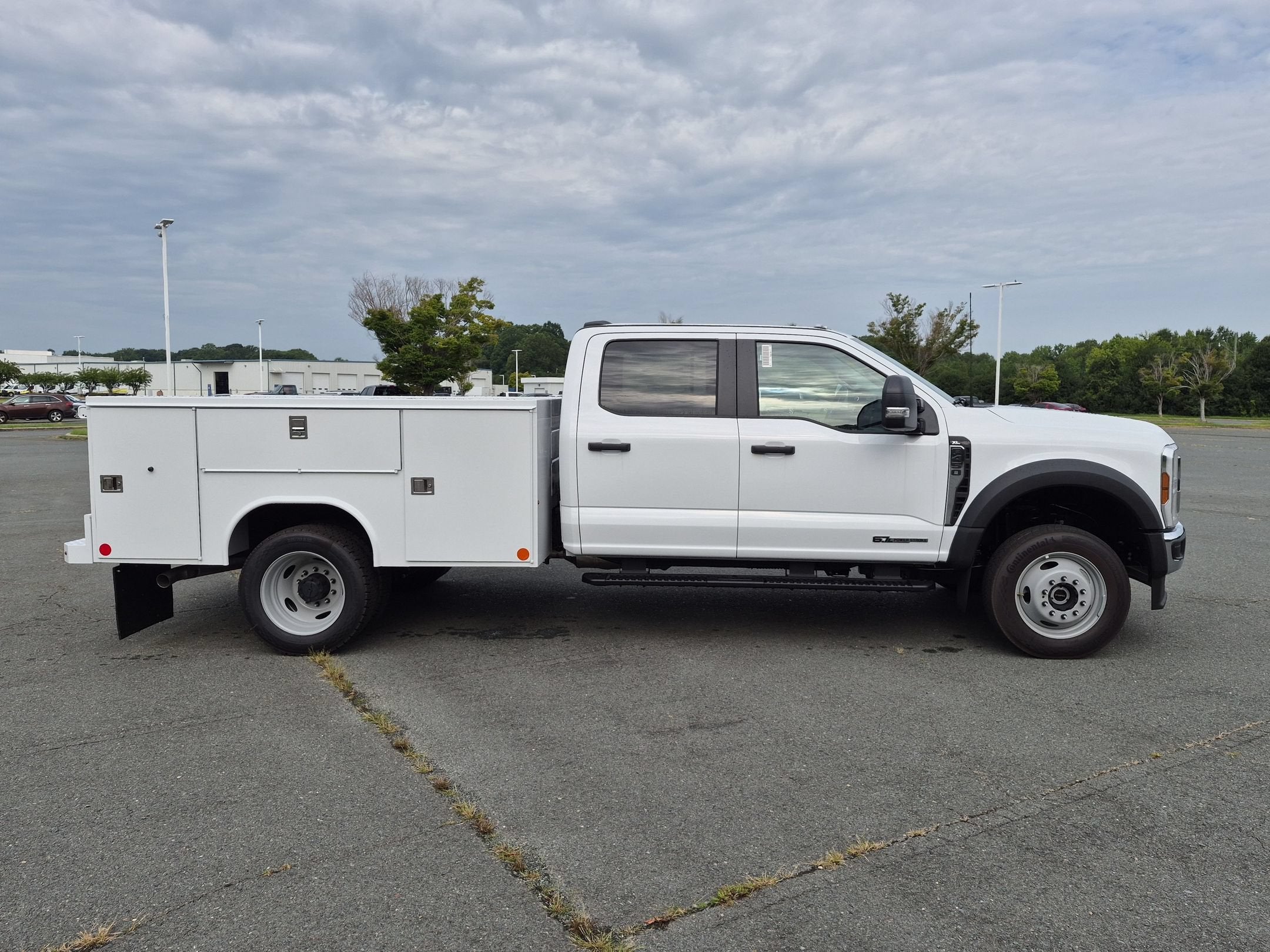 2026 Ford Super Duty F-450 DRW XL