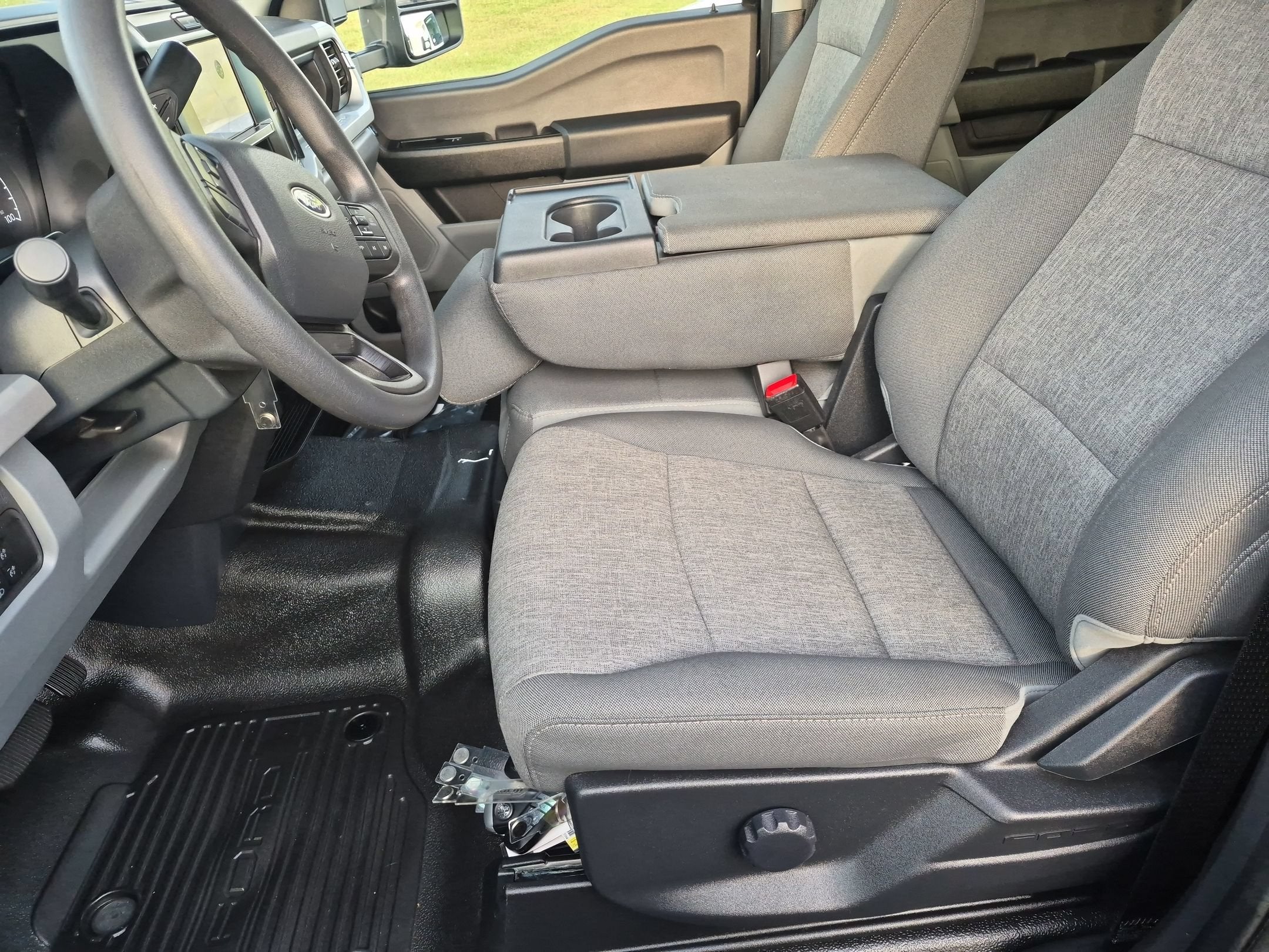 2025 Ford Super Duty F-350 DRW XL