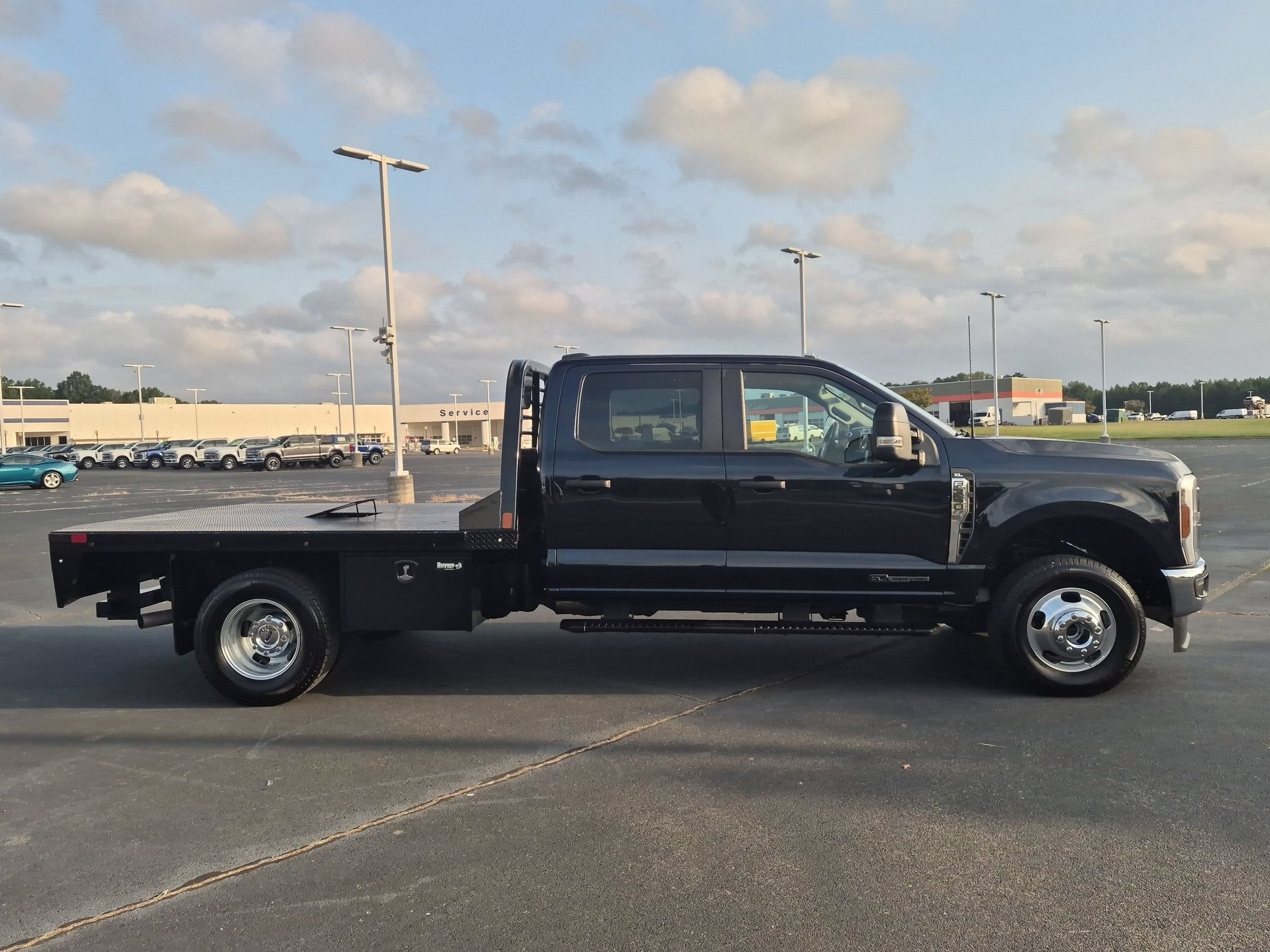 2025 Ford Super Duty F-350 DRW XL