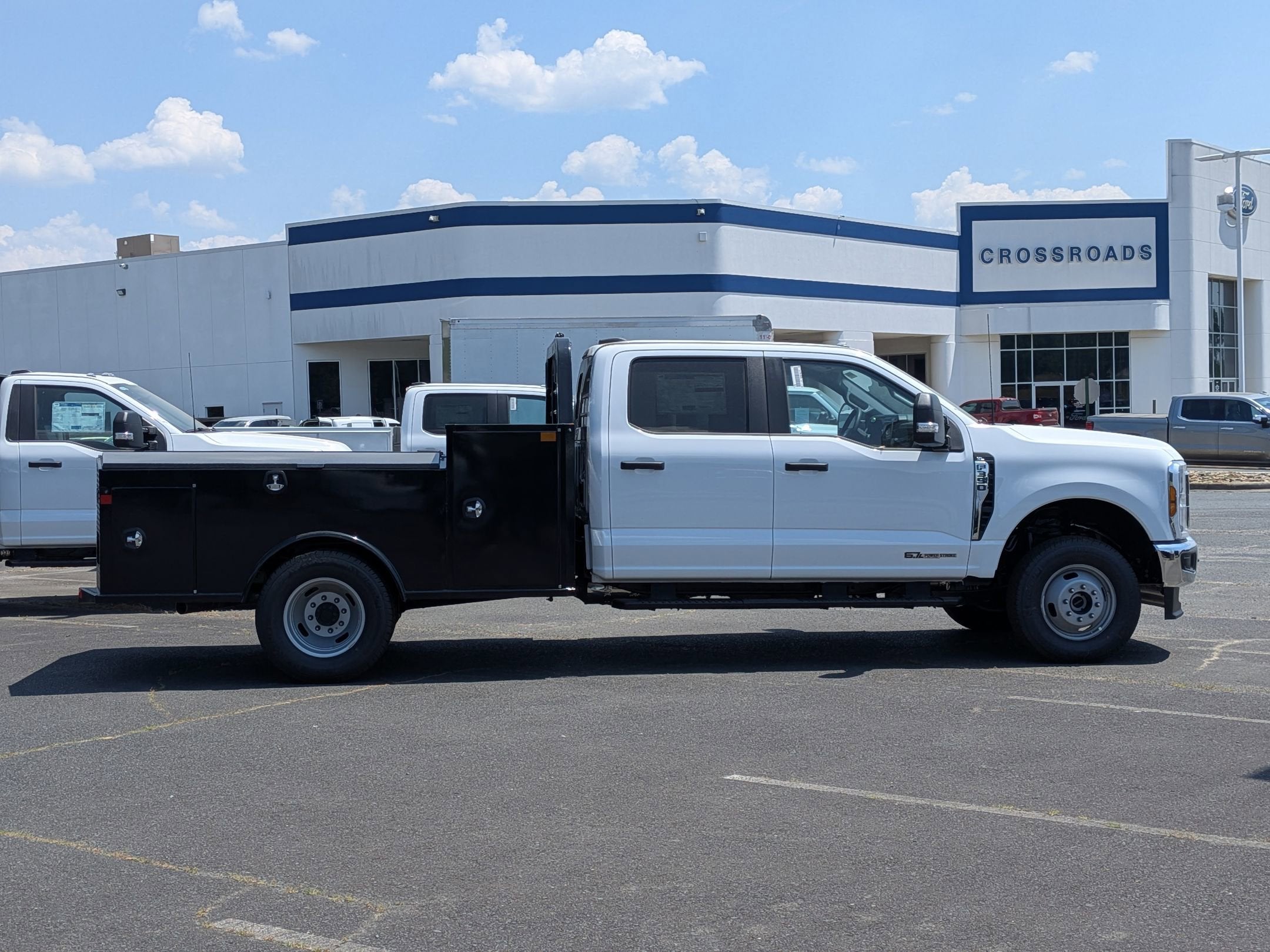 2026 Ford Super Duty F-350 DRW XL