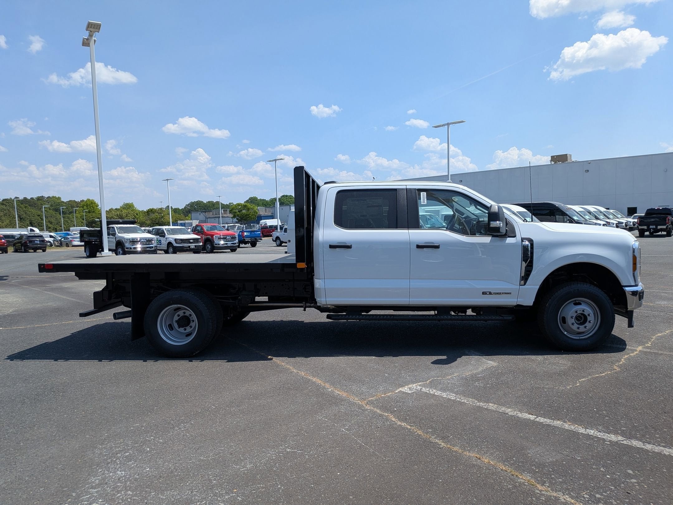 2026 Ford Super Duty F-350 DRW XL