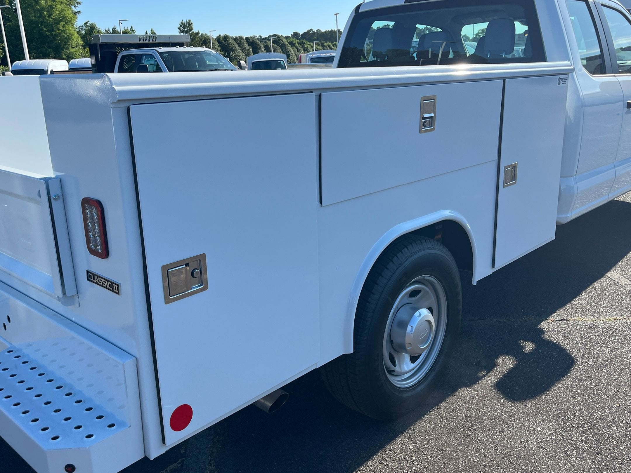 2025 Ford Super Duty F-350 SRW XL