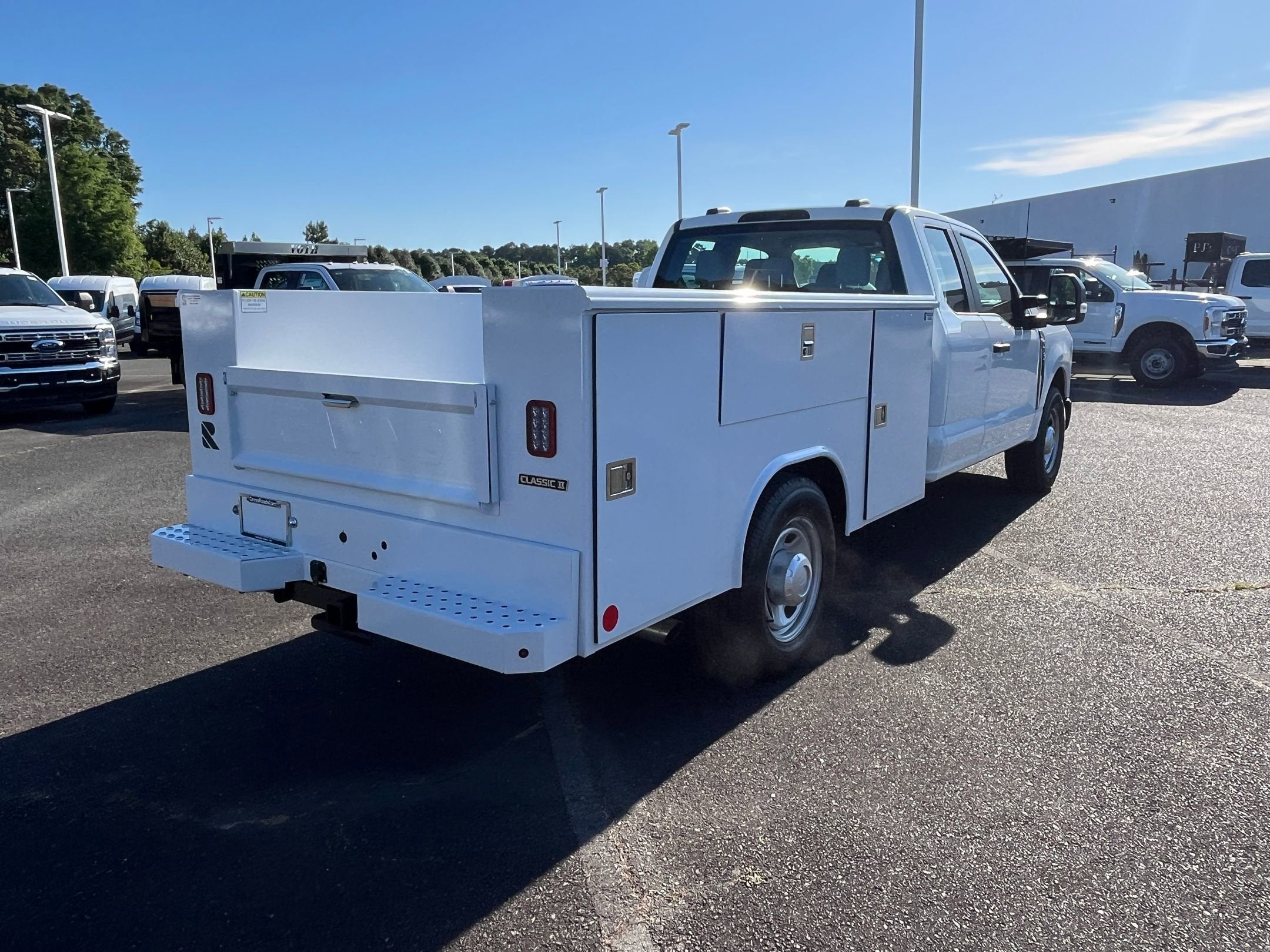 2025 Ford Super Duty F-350 SRW XL