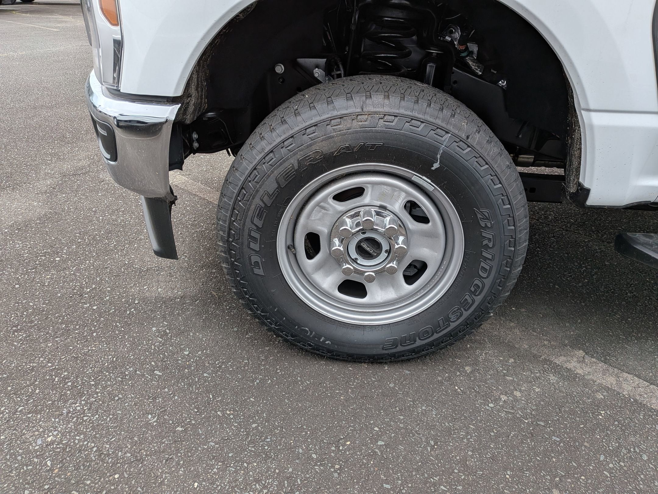 2025 Ford Super Duty F-350 SRW XL