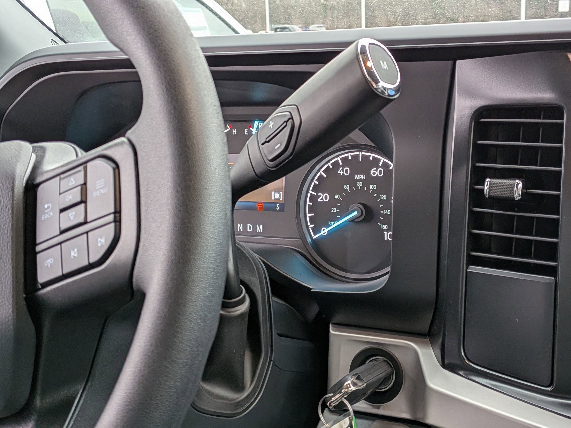 2025 Ford Super Duty F-350 SRW XL