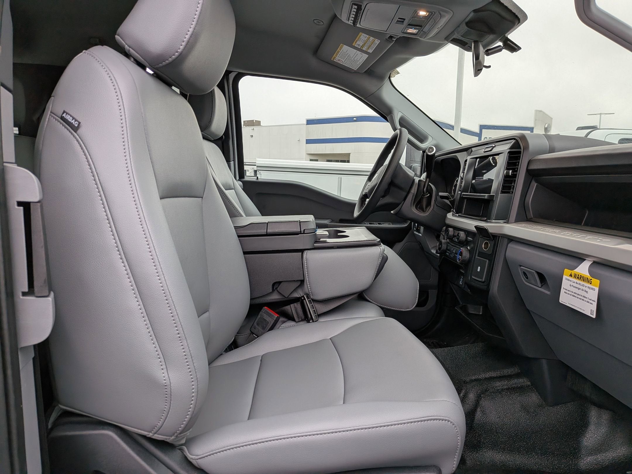 2025 Ford Super Duty F-350 SRW XL