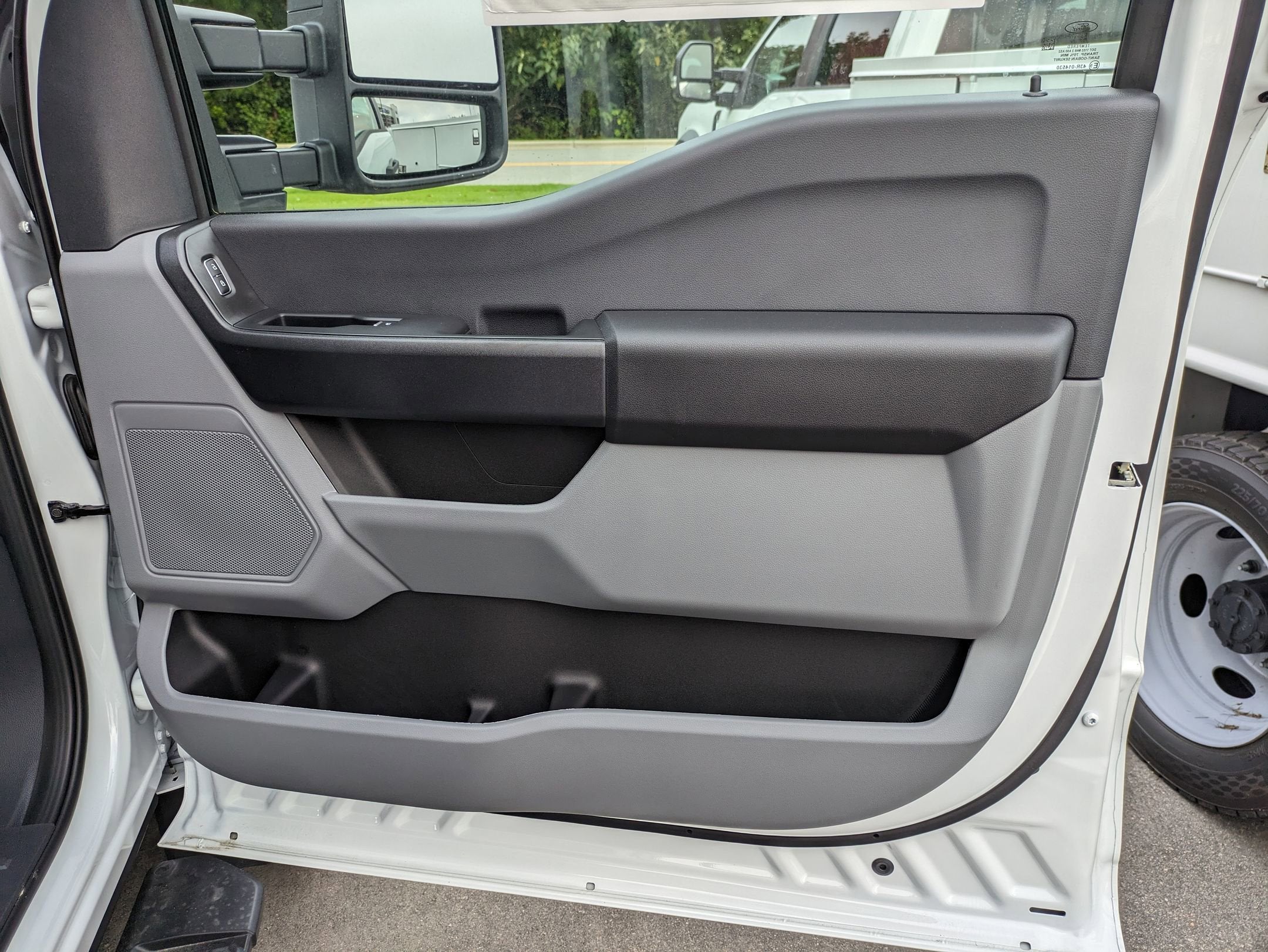 2025 Ford Super Duty F-450 DRW XL