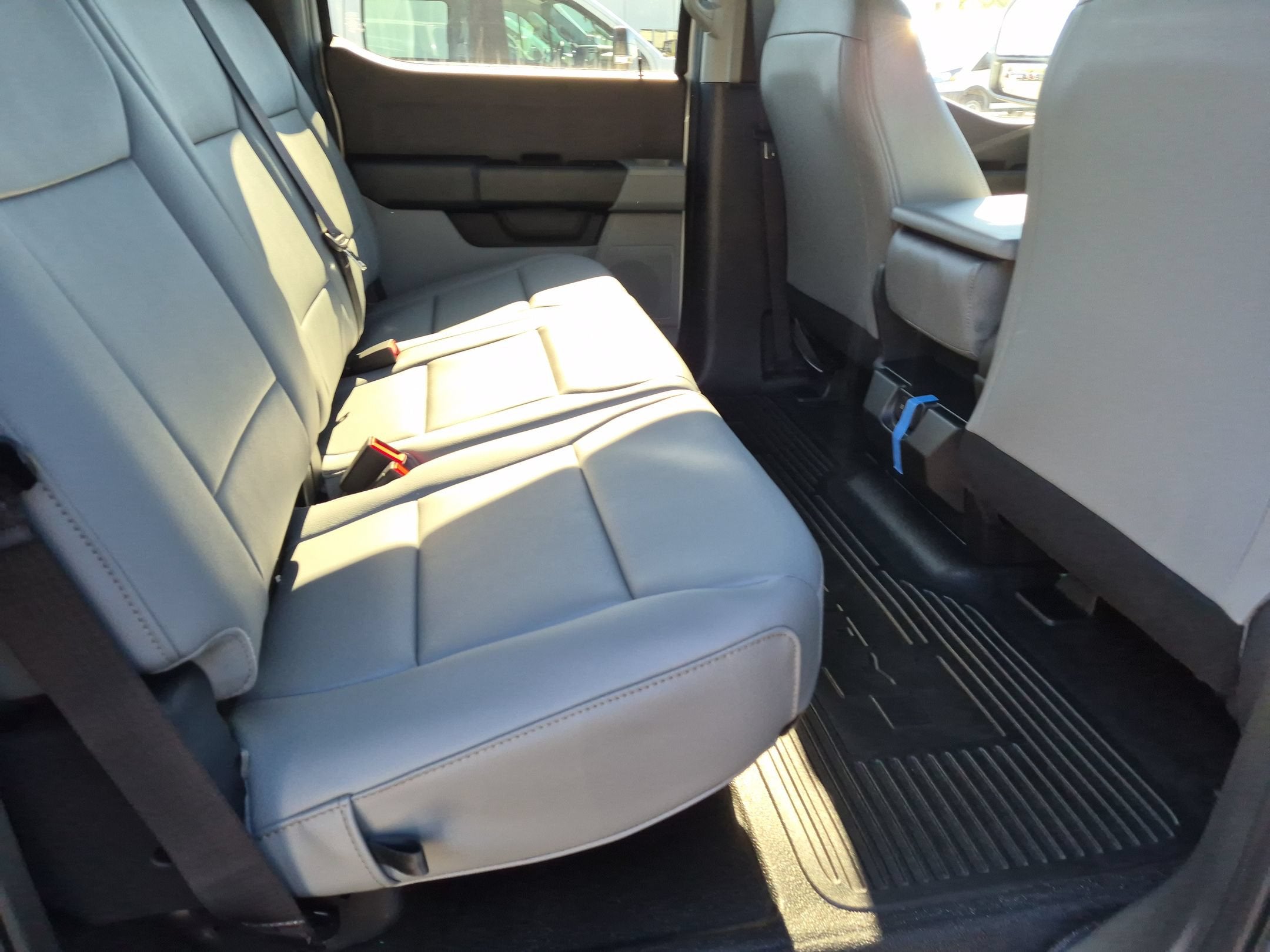2027 Ford Super Duty F-450 DRW XL