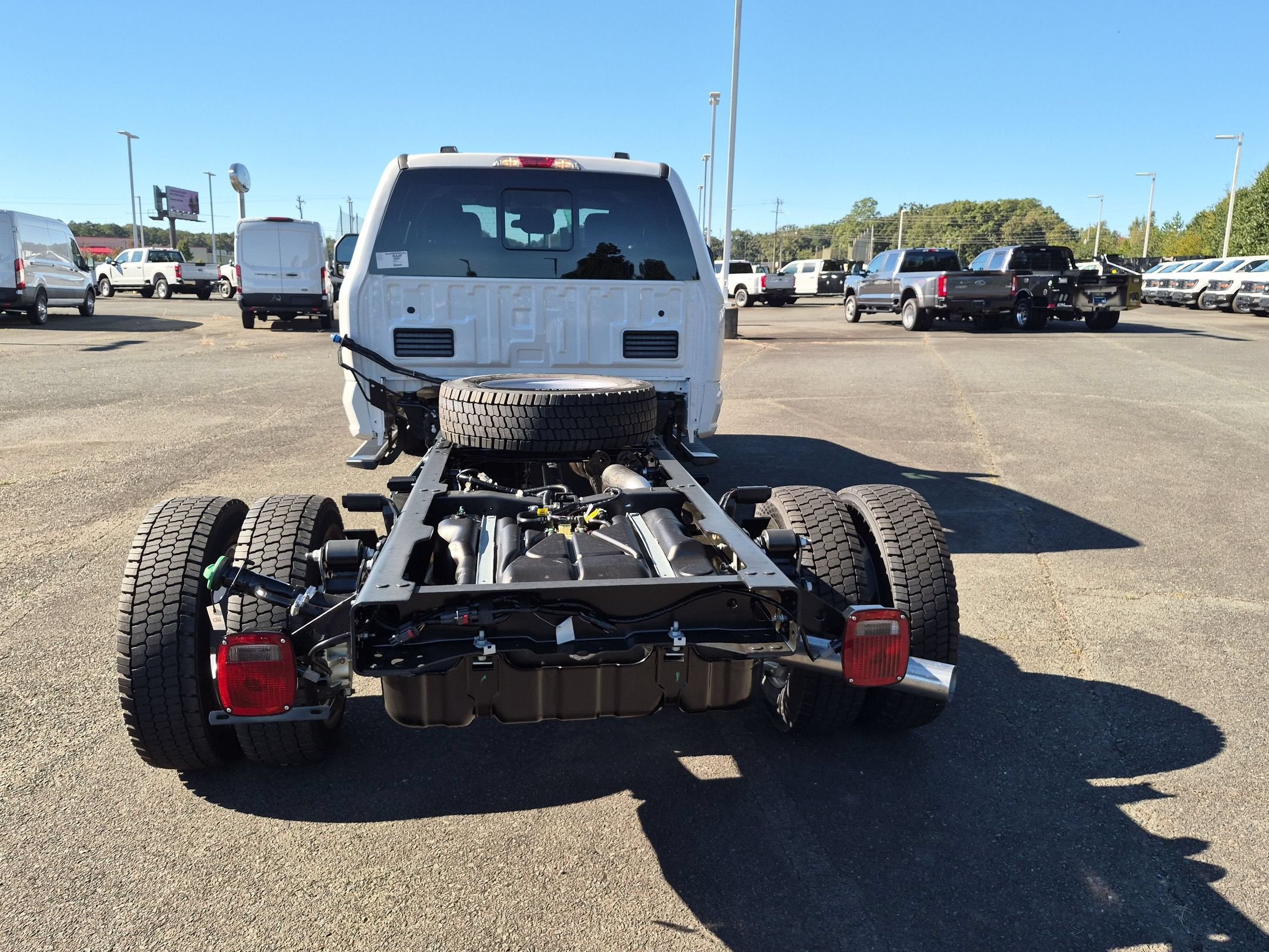 2027 Ford Super Duty F-450 DRW XL