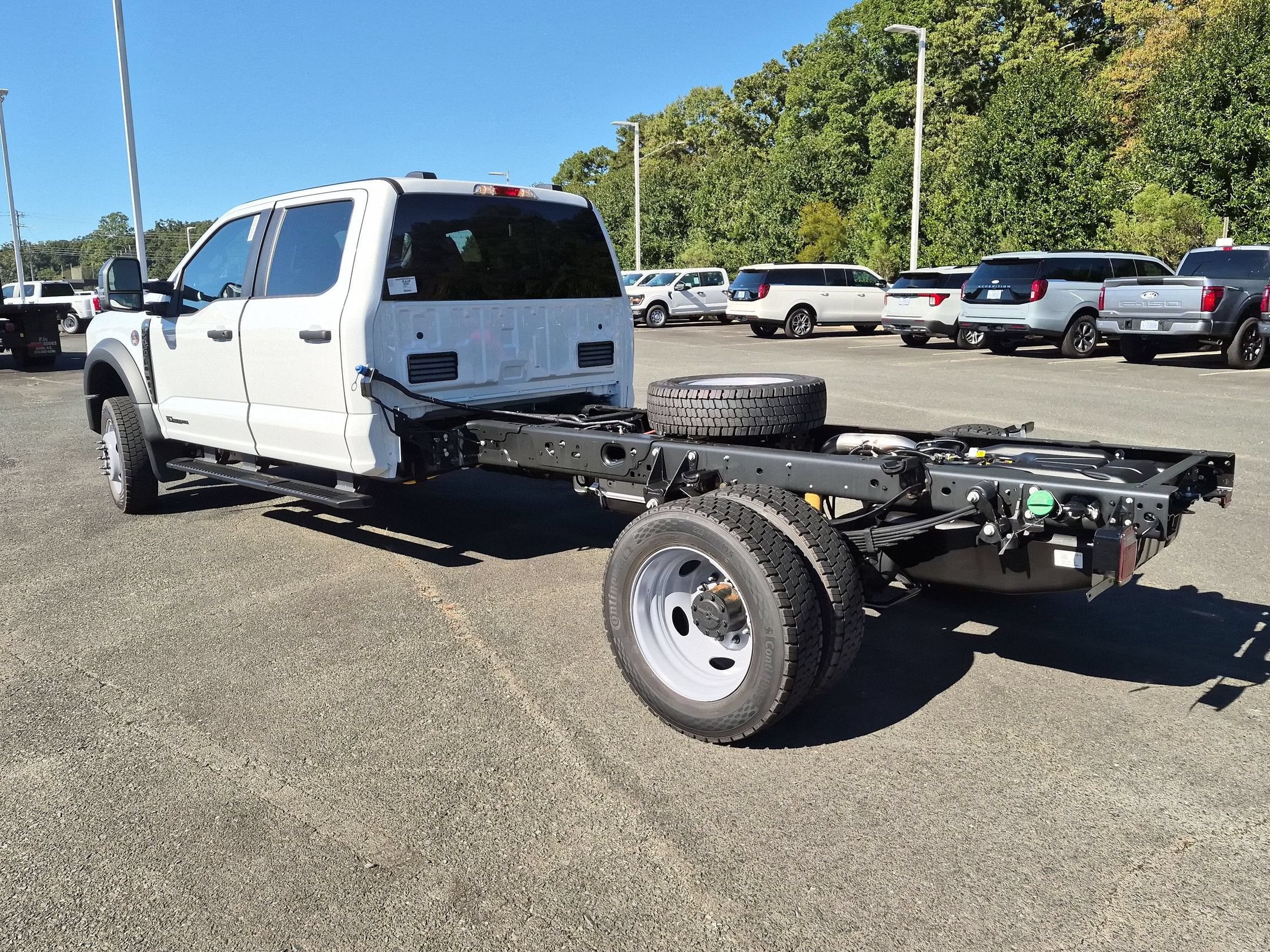 2027 Ford Super Duty F-450 DRW XL