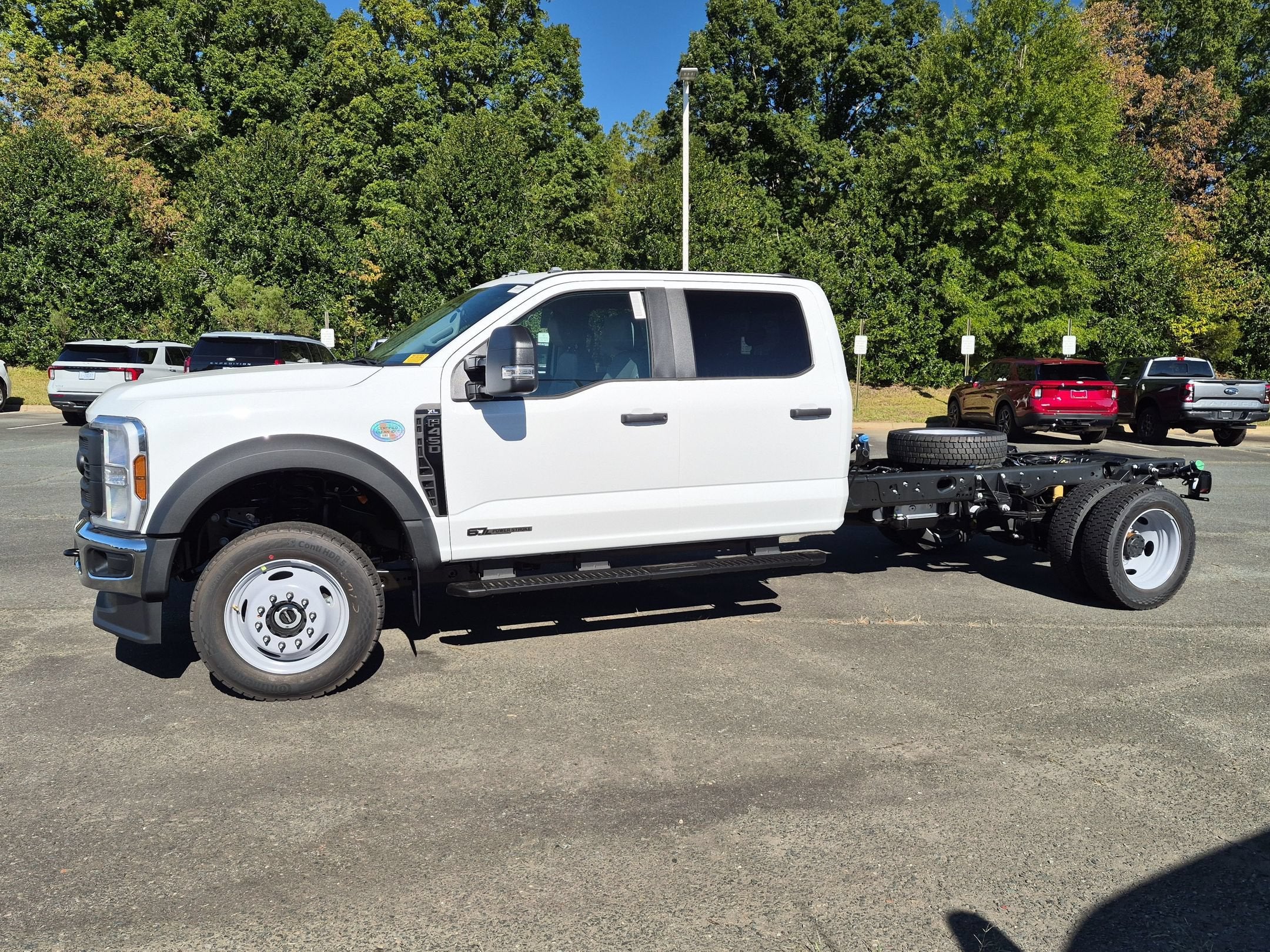 2027 Ford Super Duty F-450 DRW XL