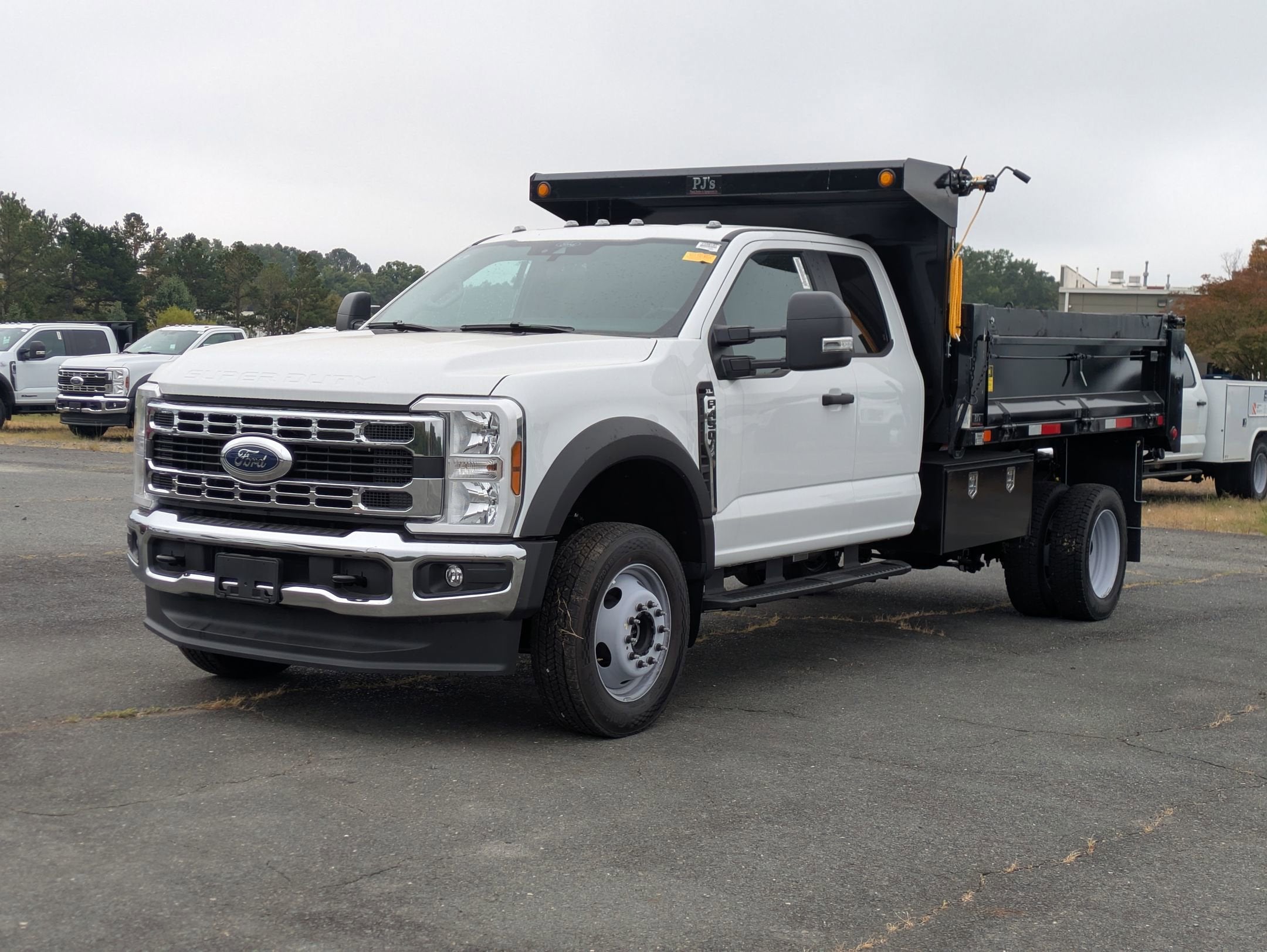 2025 Ford Super Duty F-450 DRW XL