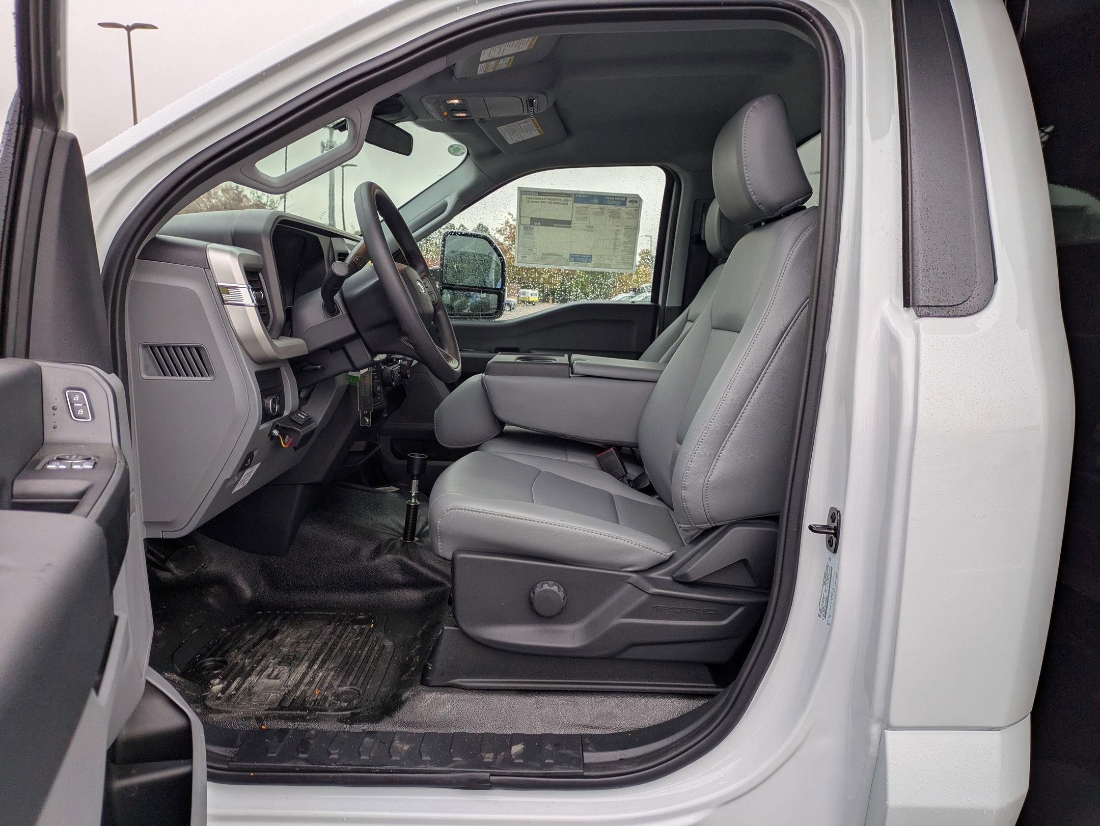 2026 Ford Super Duty F-550 DRW XL