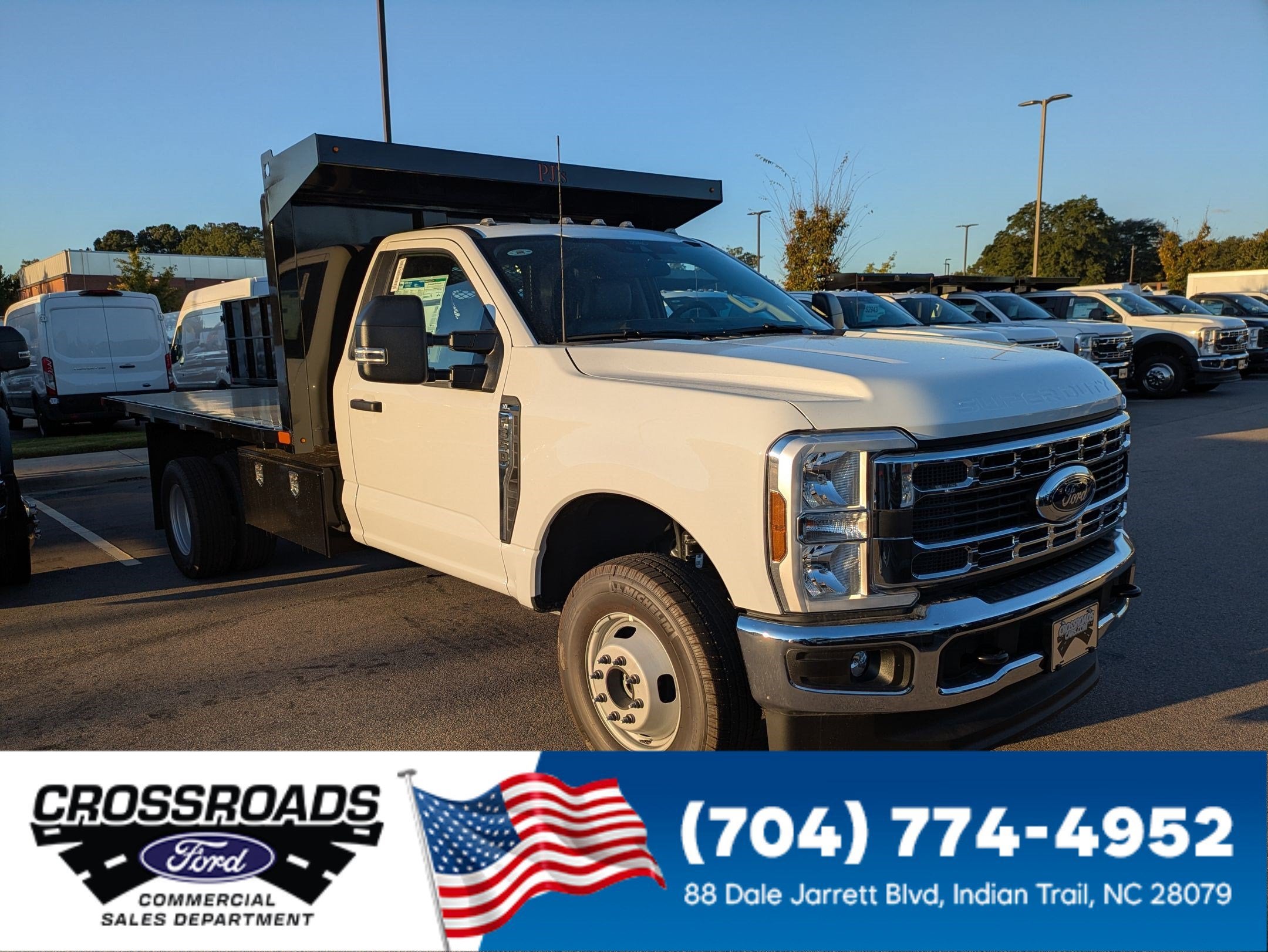 2026 Ford Super Duty F-350 DRW XL PJs 12ft Flatbed Dump