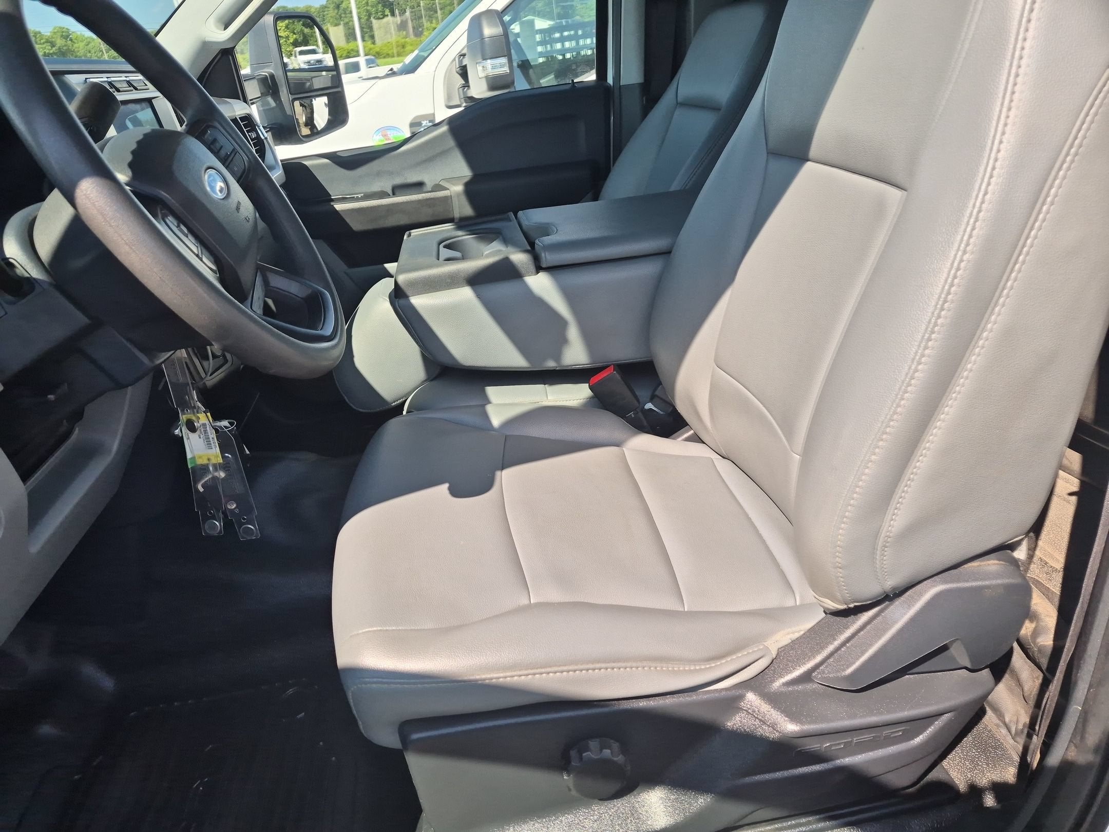 2024 Ford Super Duty F-350 DRW XL