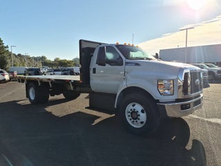 2027 Ford F-750SD Base