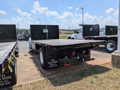 2027 Ford F-750SD Base