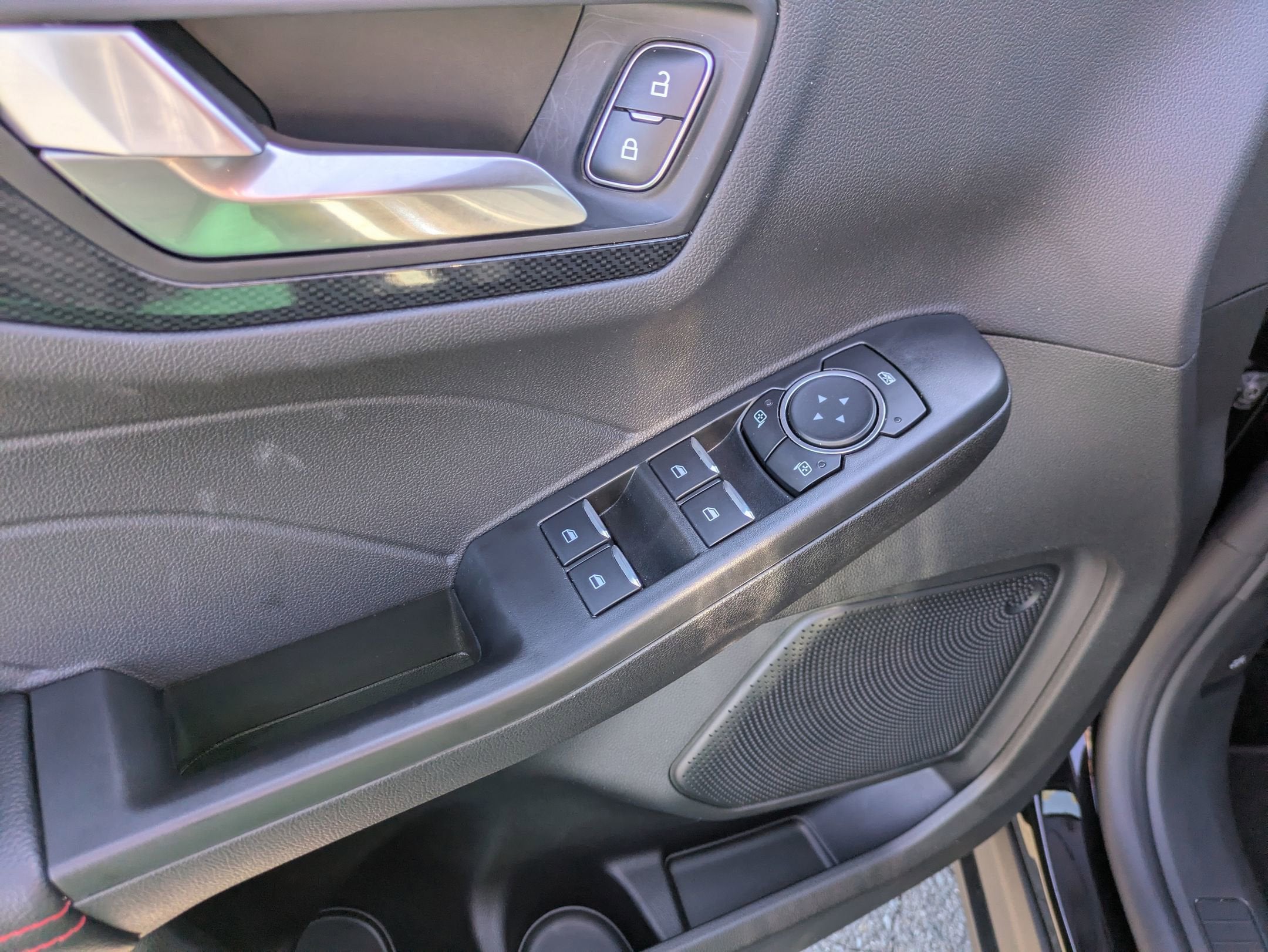 2025 Ford Escape ST-Line - Crossroads Courtesy Demo