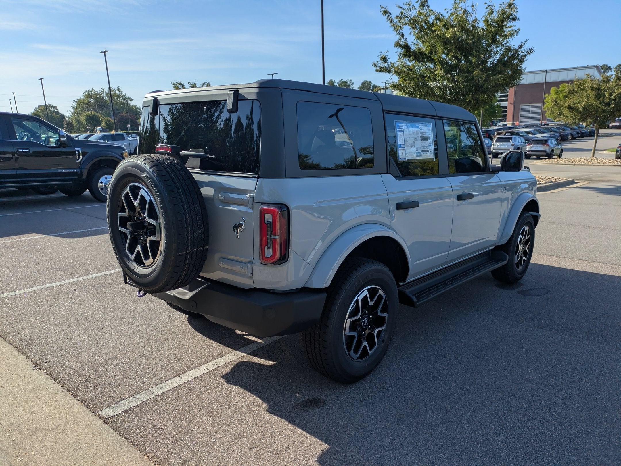 2026 Ford Bronco Outer Banks