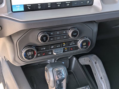 2025 Ford Bronco Outer Banks Custom Wheels / Lift