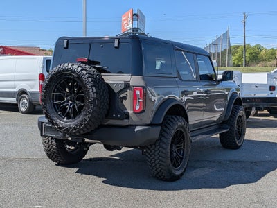 2025 Ford Bronco Outer Banks Custom Wheels / Lift