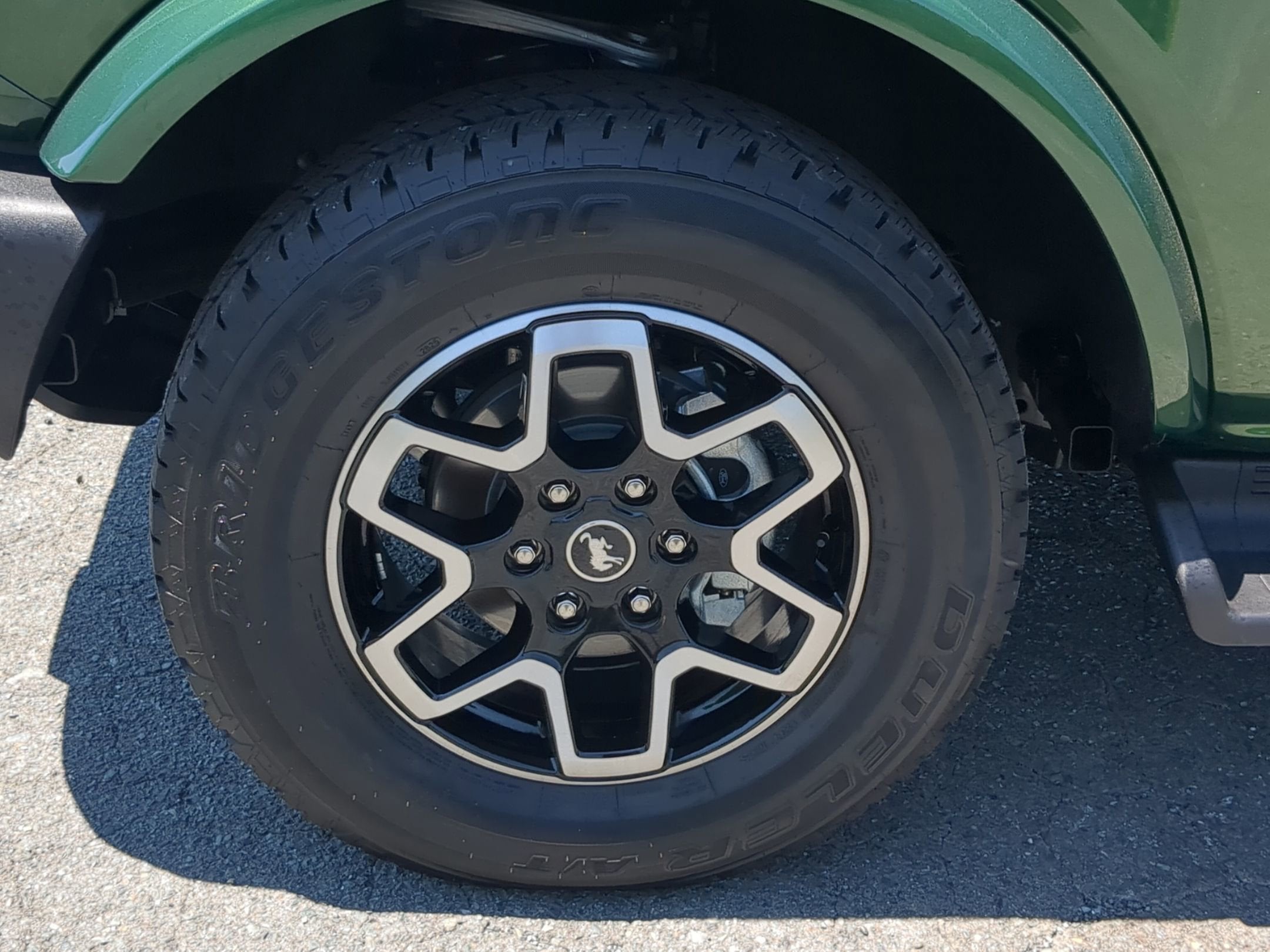 2025 Ford Bronco Outer Banks - Crossroads Courtesy Demo