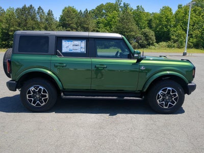 2025 Ford Bronco Outer Banks - Crossroads Courtesy Demo