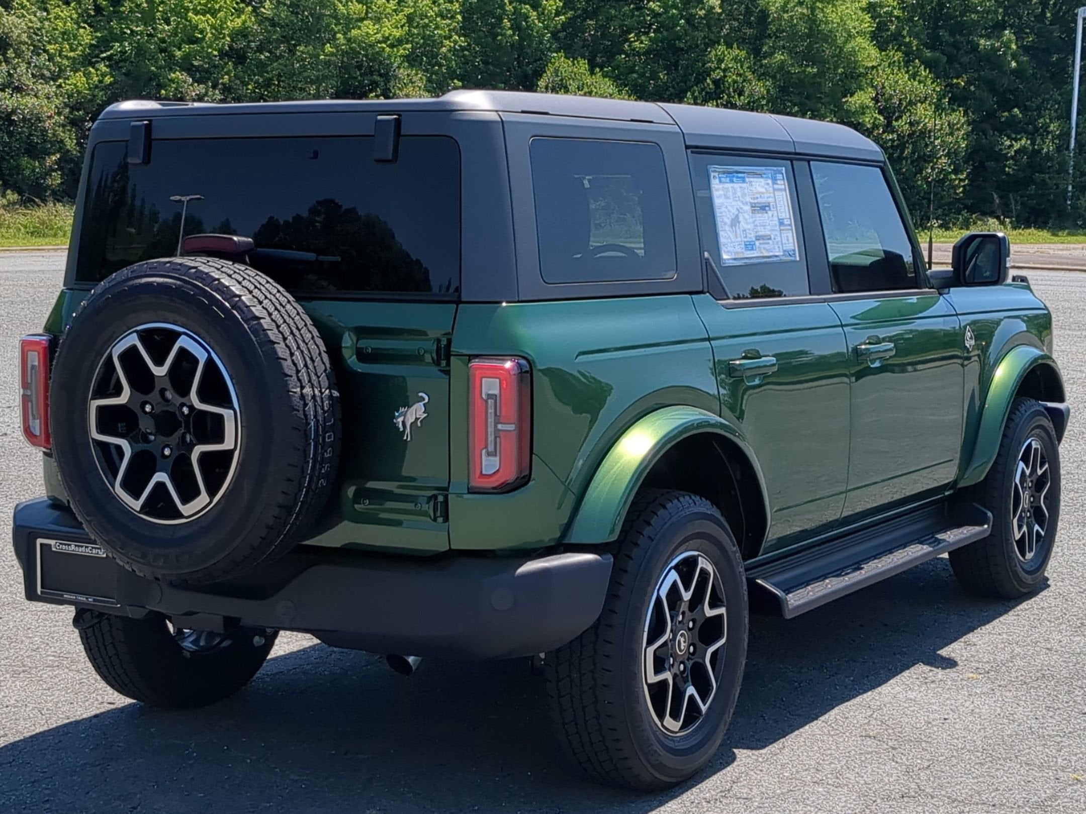 2025 Ford Bronco Outer Banks - Crossroads Courtesy Demo