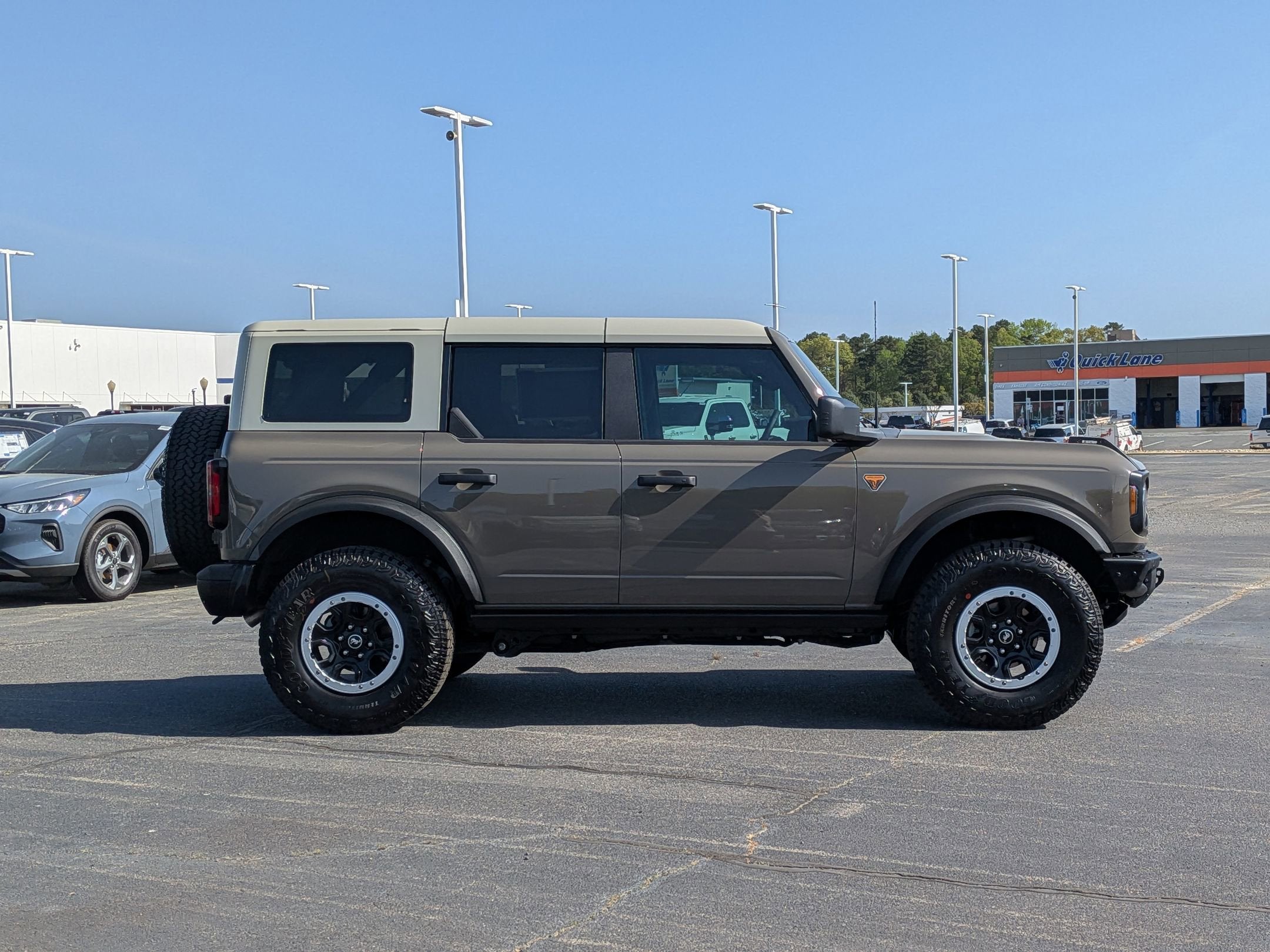 2026 Ford Bronco Badlands