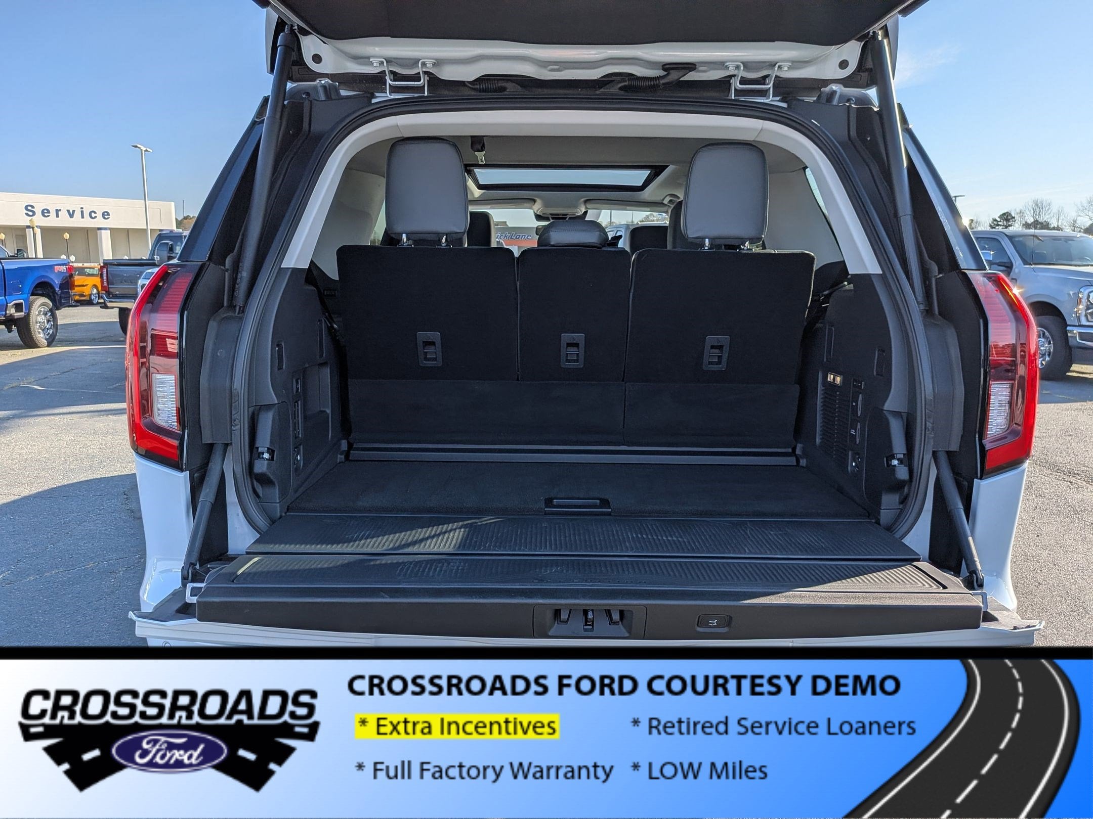 2025 Ford Expedition Active - Crossroads Courtesy Demo