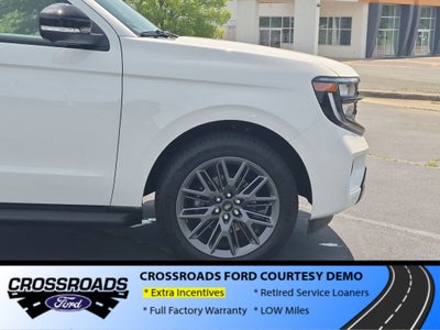 2026 Ford Expedition Platinum - Crossroads Courtesy Demo