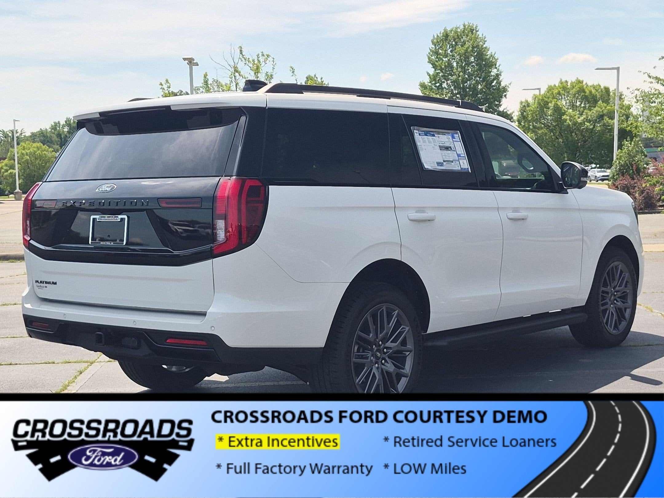 2026 Ford Expedition Platinum - Crossroads Courtesy Demo