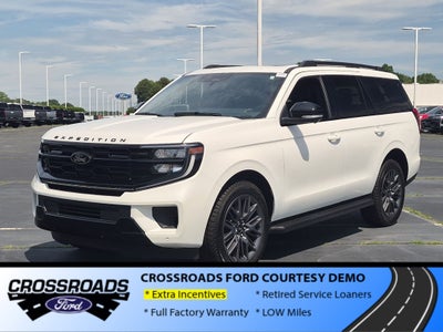 2026 Ford Expedition Platinum - Crossroads Courtesy Demo