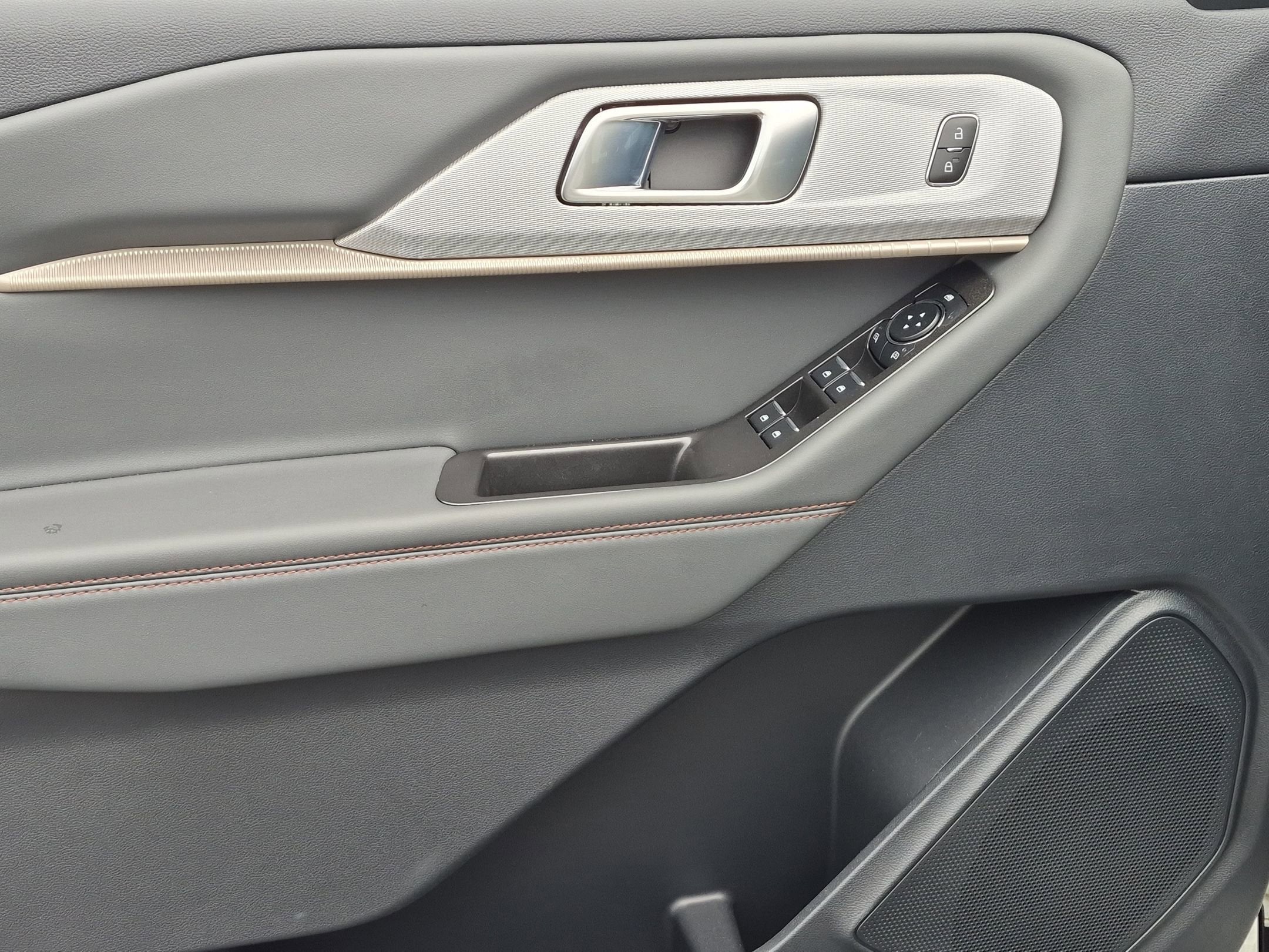 2026 Ford Explorer Active - Crossroads Courtesy Demo