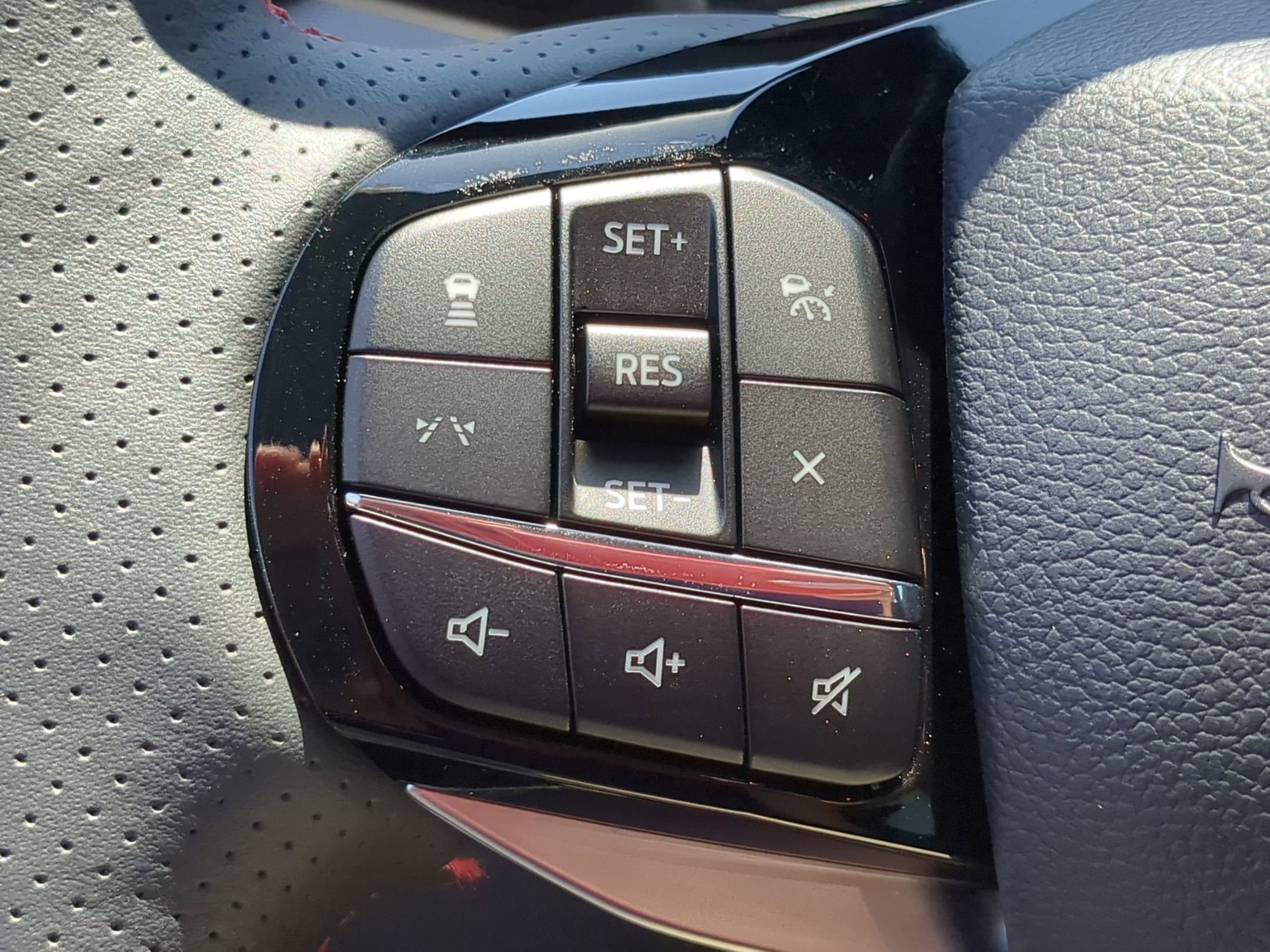 2026 Ford Explorer ST-Line - Crossroads Courtesy Demo