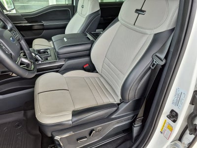 2025 Ford F-150 Lightning Platinum