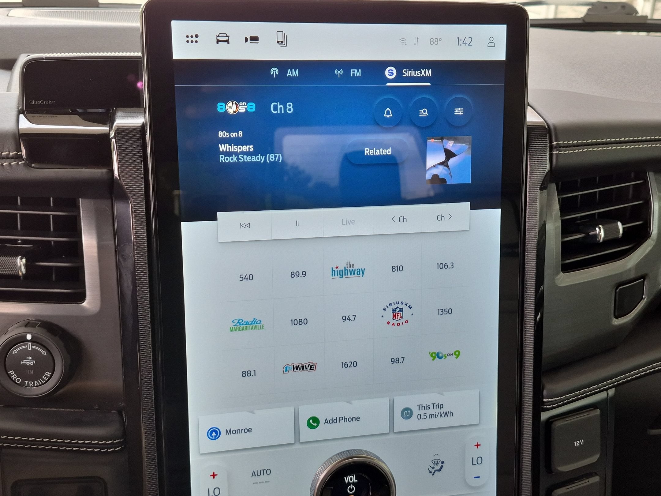 2025 Ford F-150 Lightning Platinum