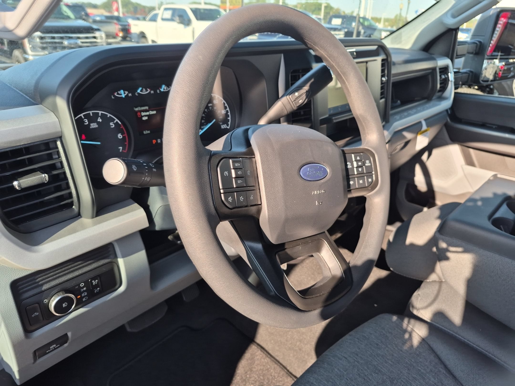 2027 Ford Super Duty F-250 SRW XL