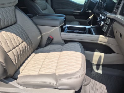 2026 Ford Super Duty F-250 SRW Platinum