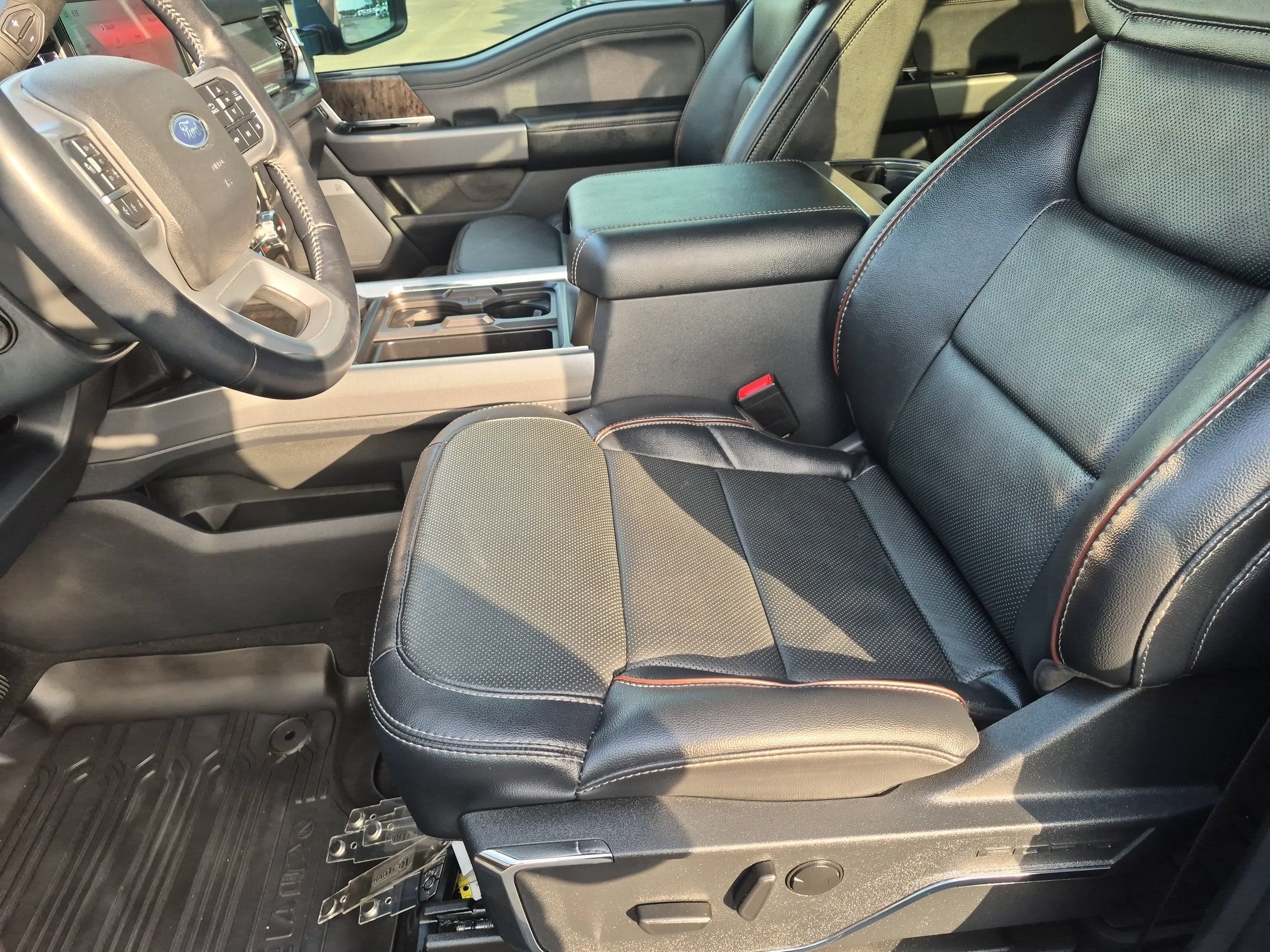 2024 Ford Super Duty F-250 SRW LARIAT