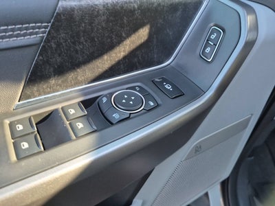 2027 Ford Super Duty F-250 SRW XLT