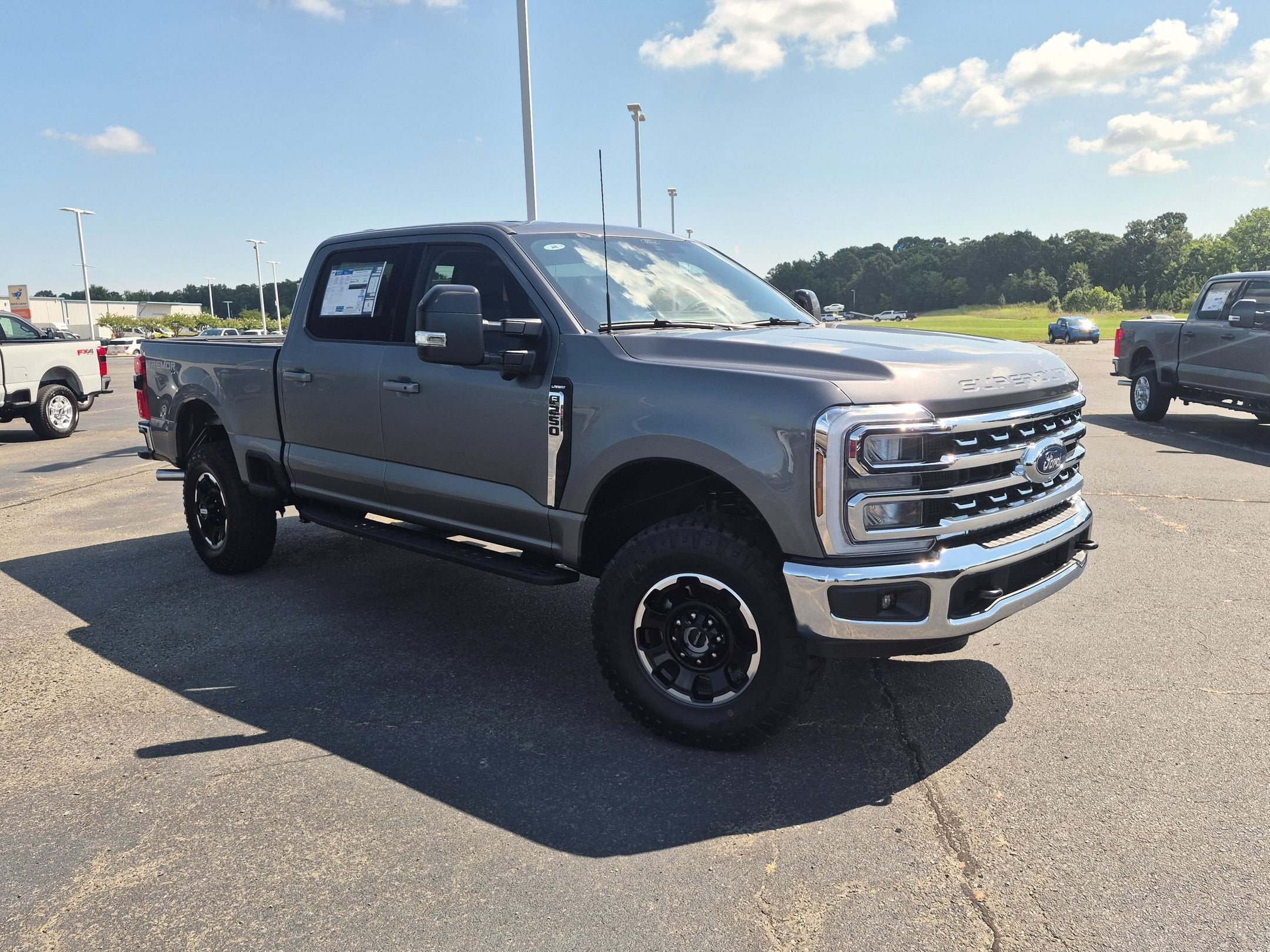 2026 Ford Super Duty F-250 SRW LARIAT