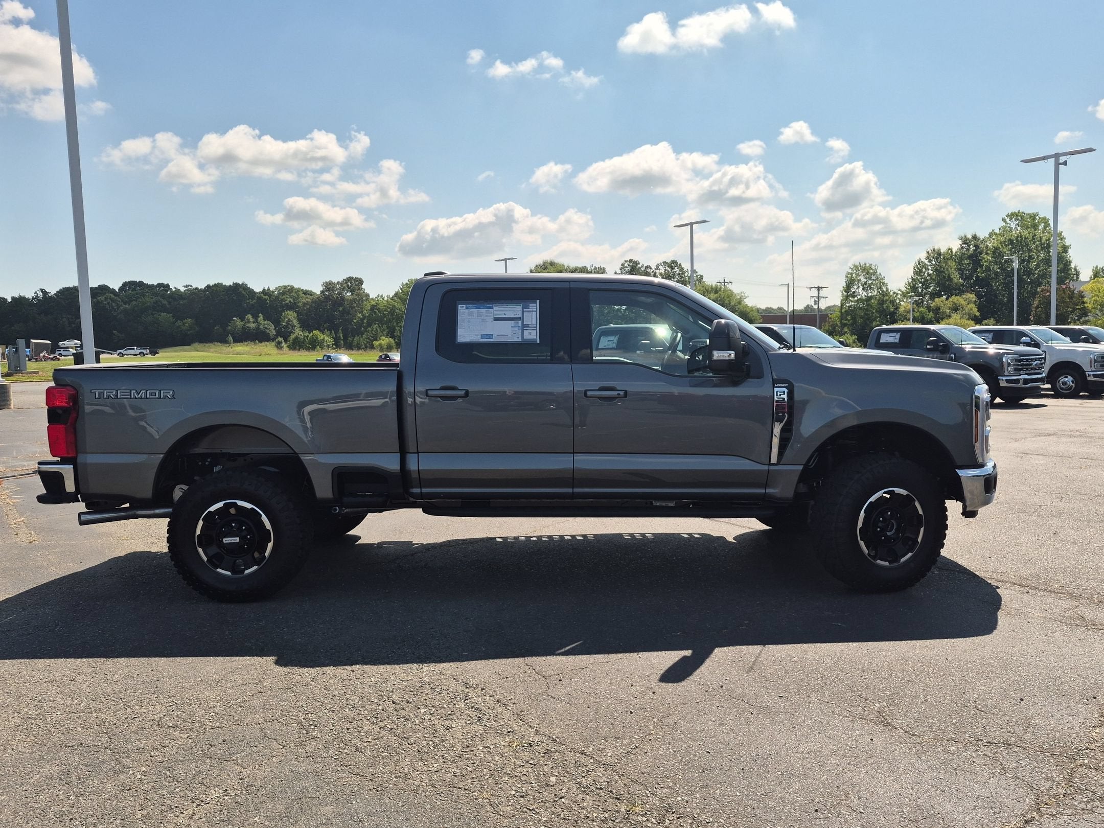 2026 Ford Super Duty F-250 SRW LARIAT