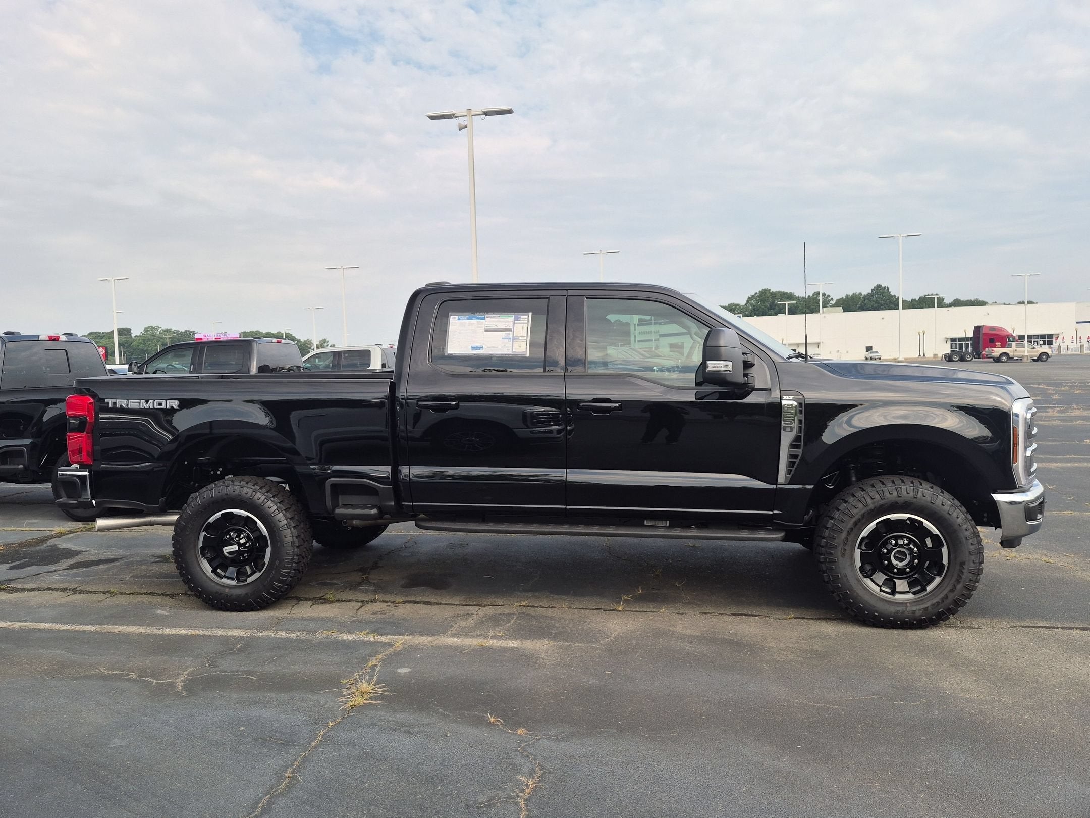 2026 Ford Super Duty F-250 SRW XLT